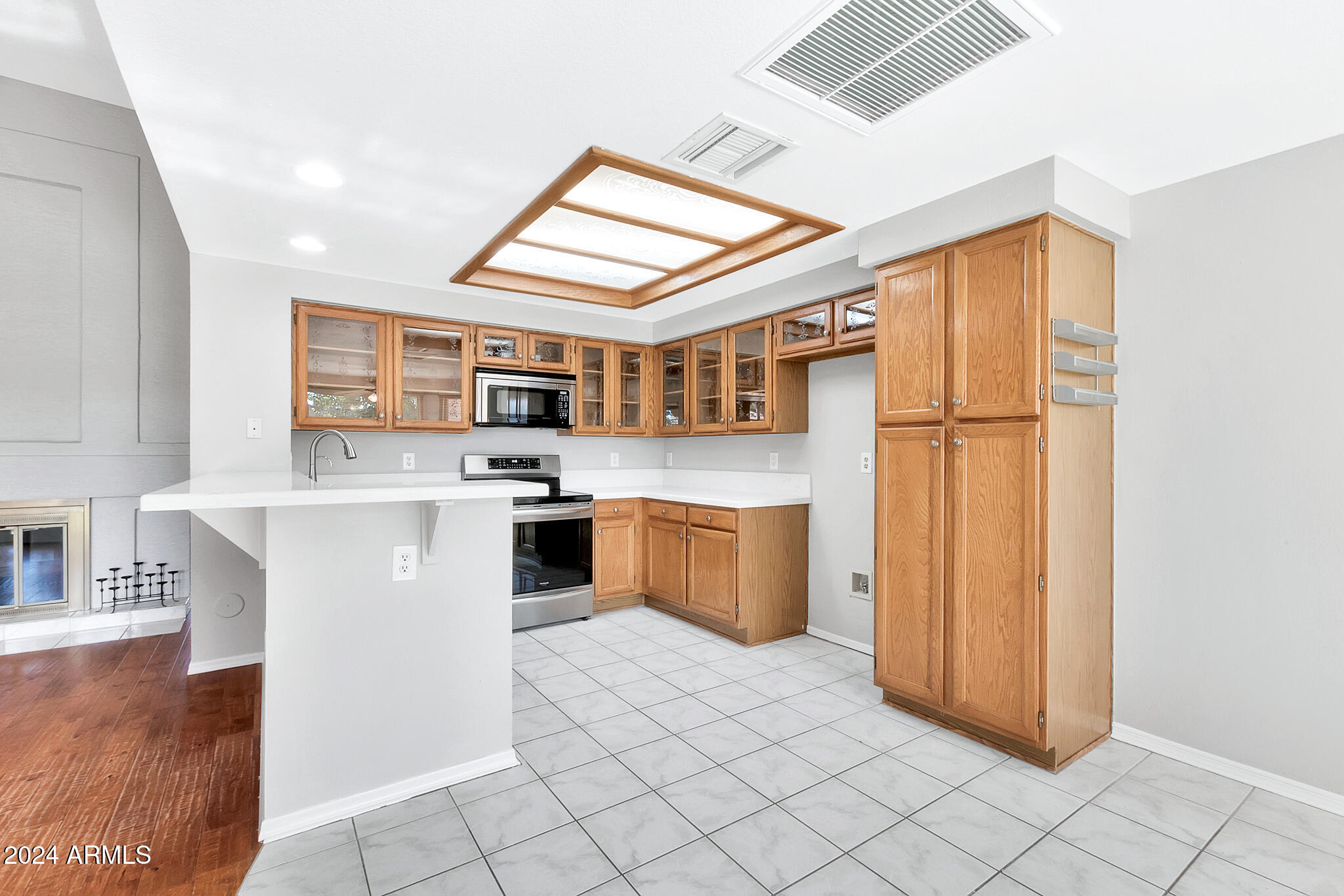 125 S HONEYSUCKLE Lane