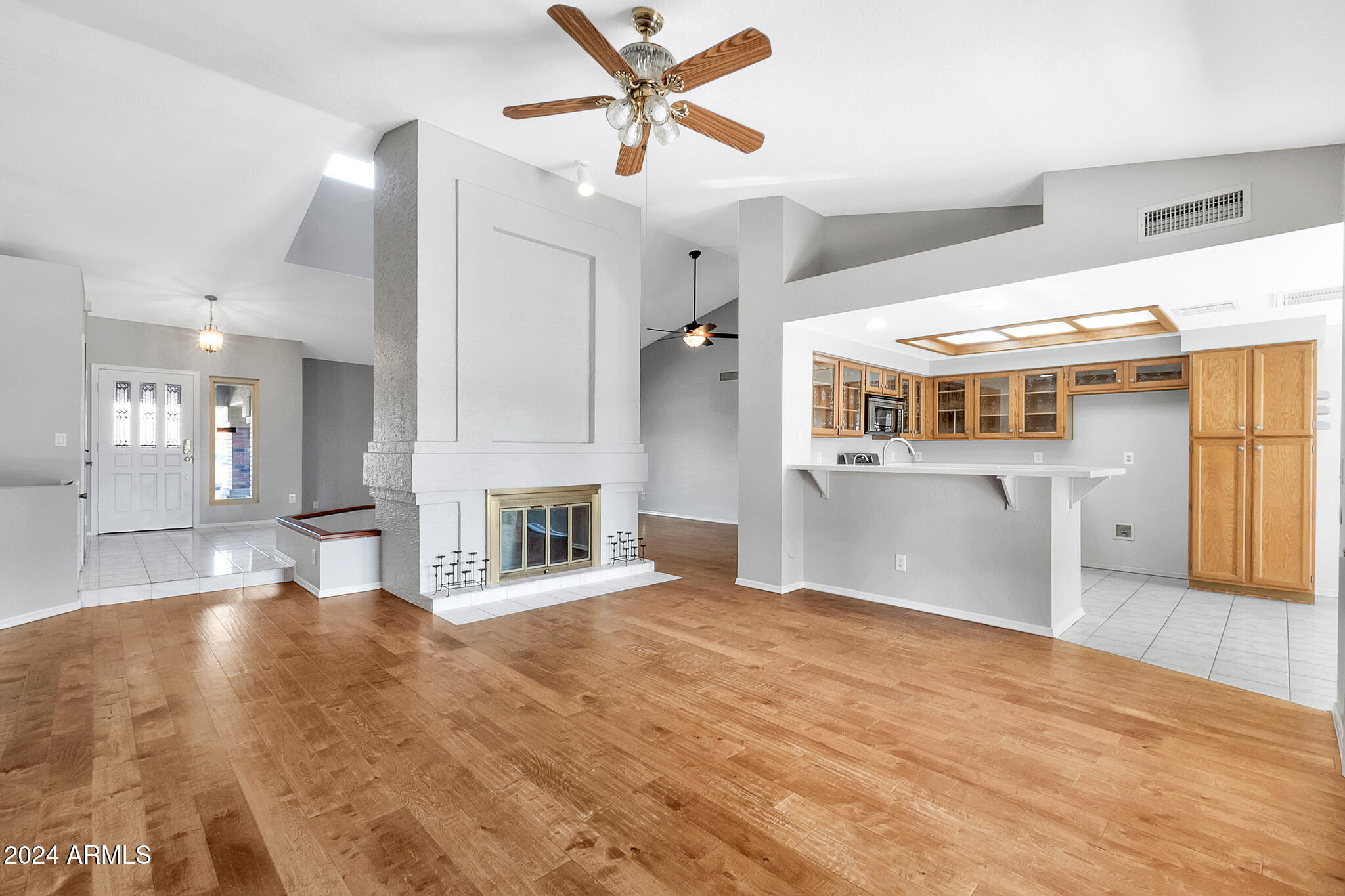 125 S HONEYSUCKLE Lane