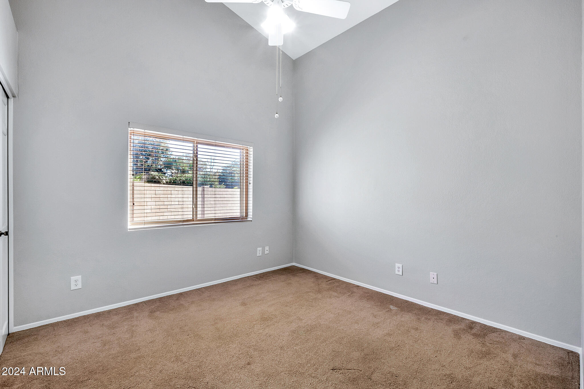 125 S HONEYSUCKLE Lane