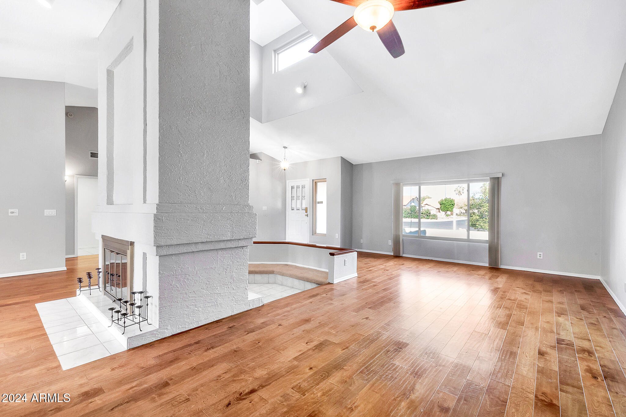 125 S HONEYSUCKLE Lane