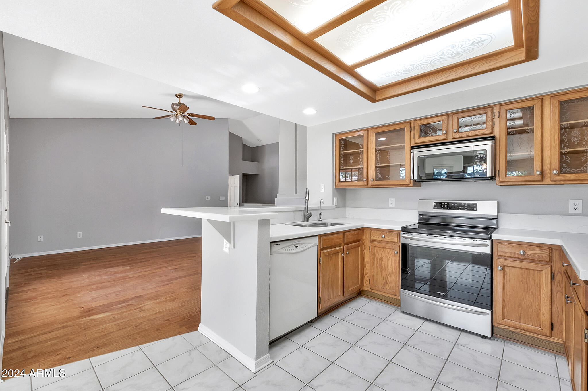 125 S HONEYSUCKLE Lane