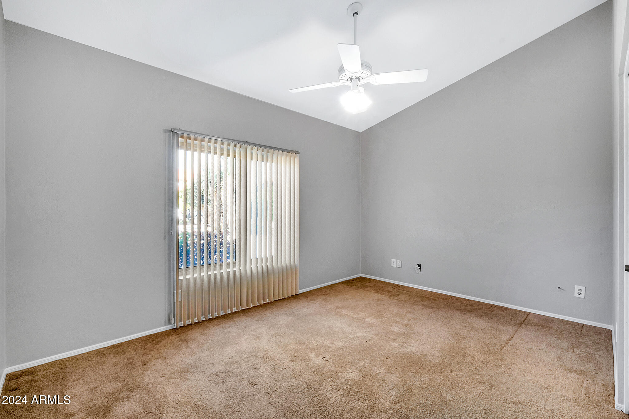 125 S HONEYSUCKLE Lane