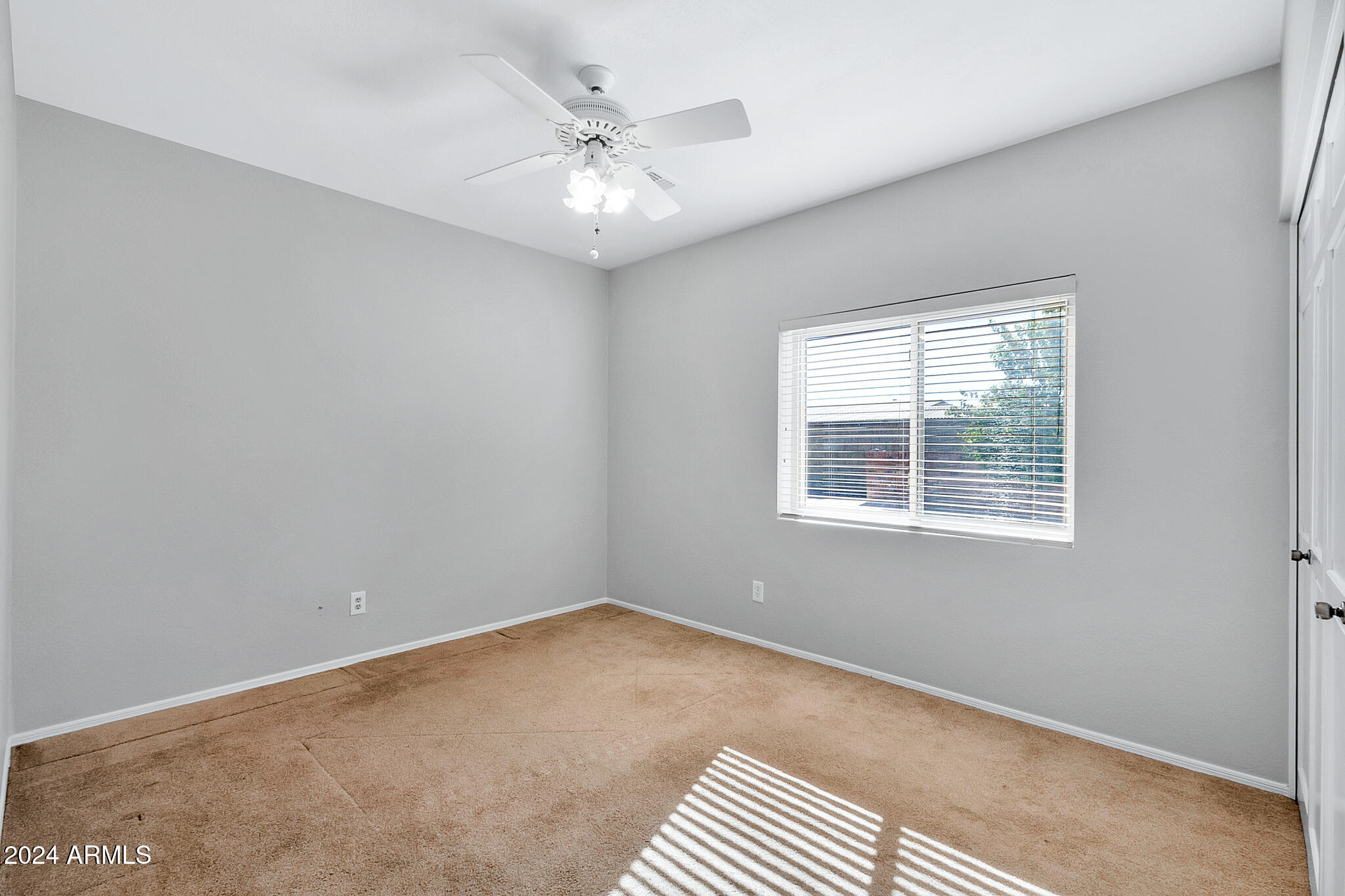 125 S HONEYSUCKLE Lane