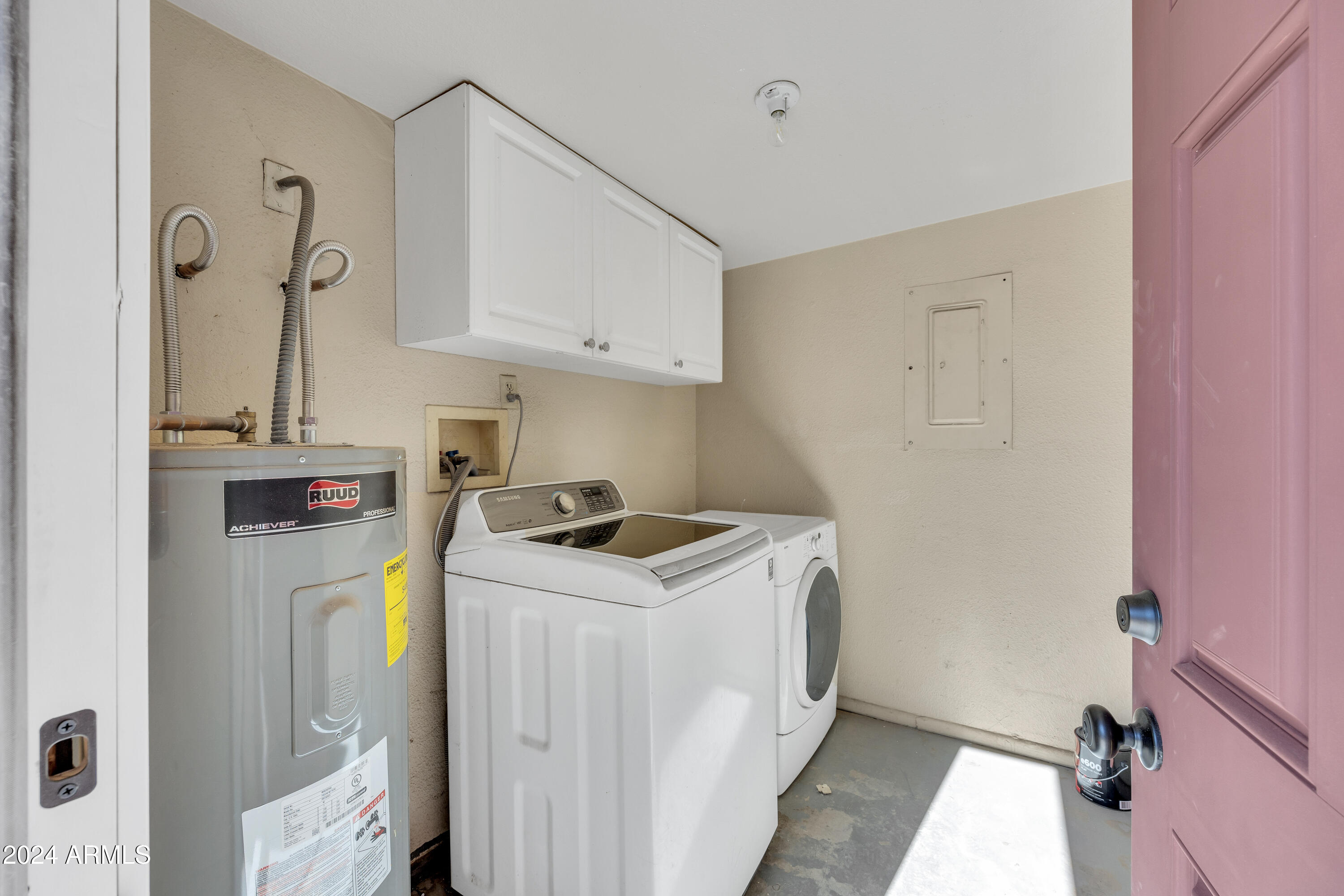 2611 E RANDALL Drive