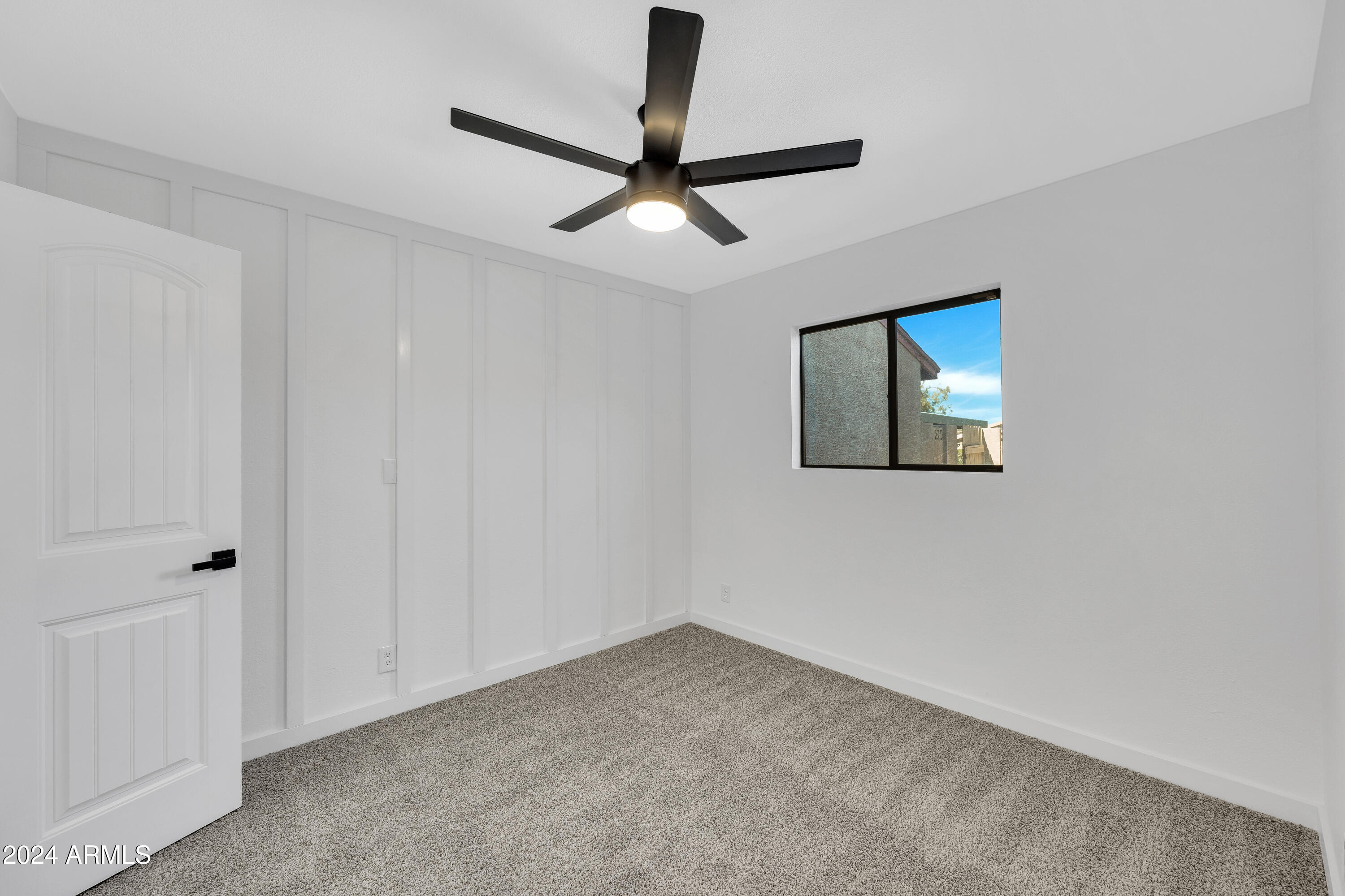 2611 E RANDALL Drive