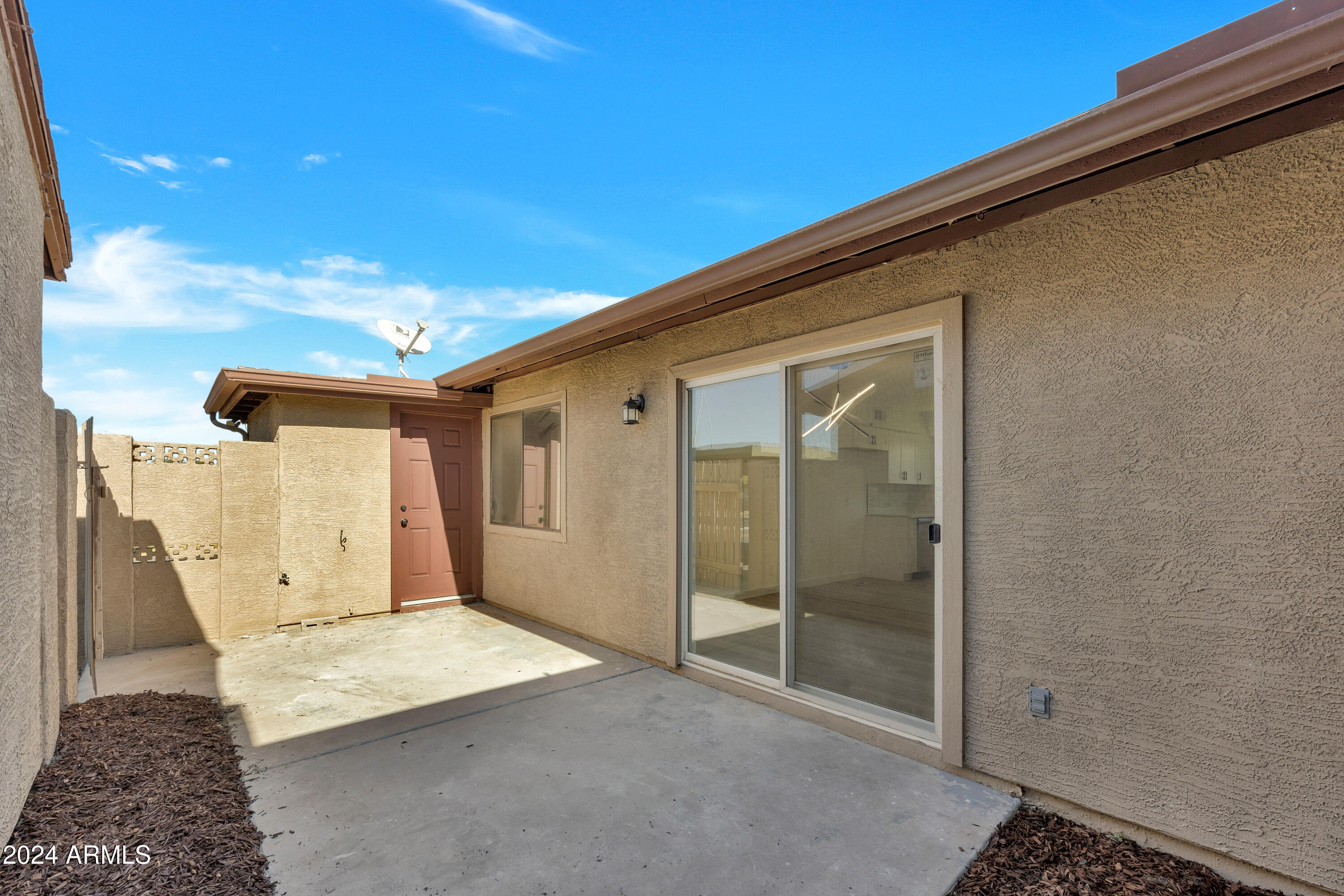 2611 E RANDALL Drive