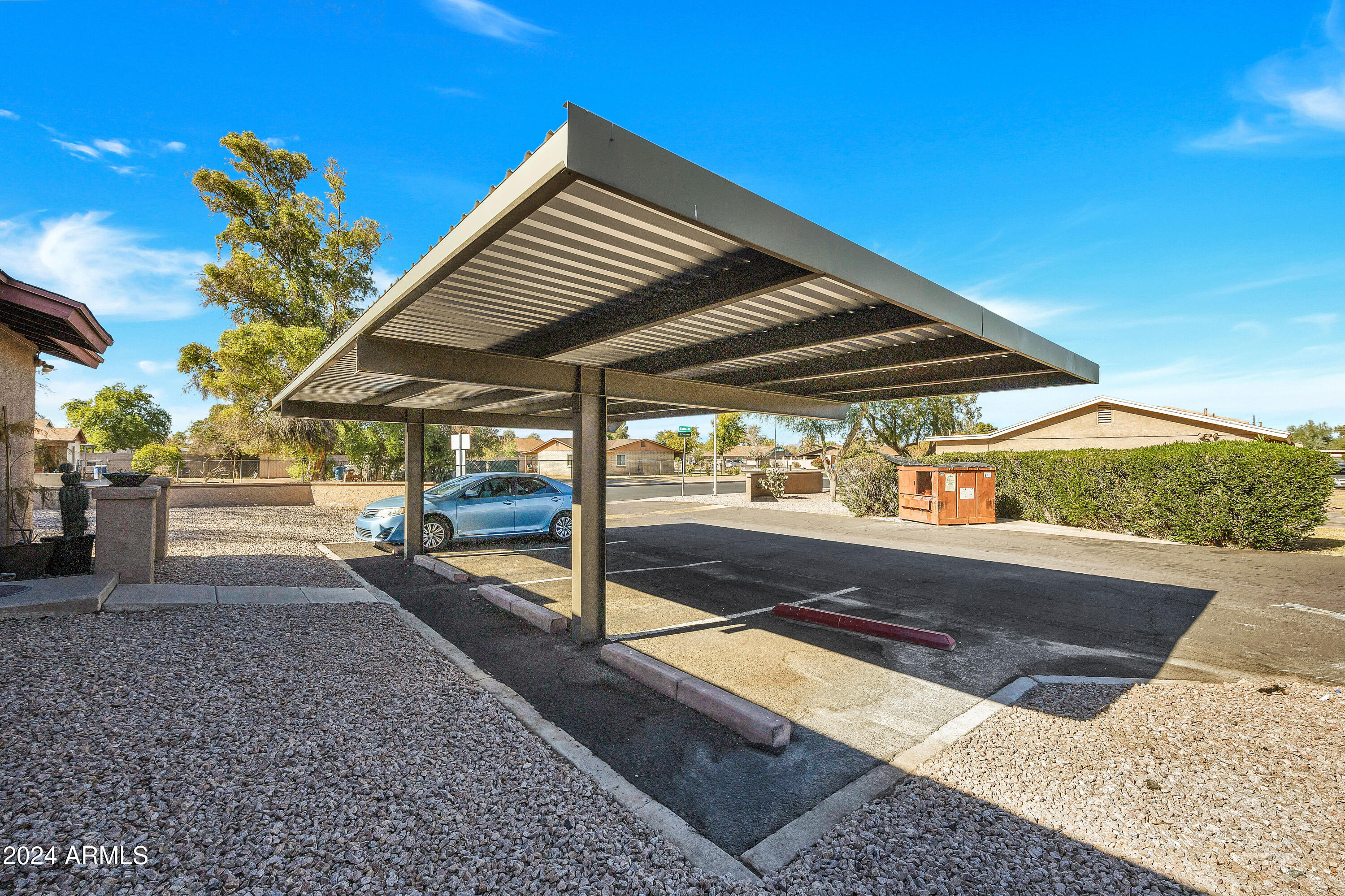 2611 E RANDALL Drive