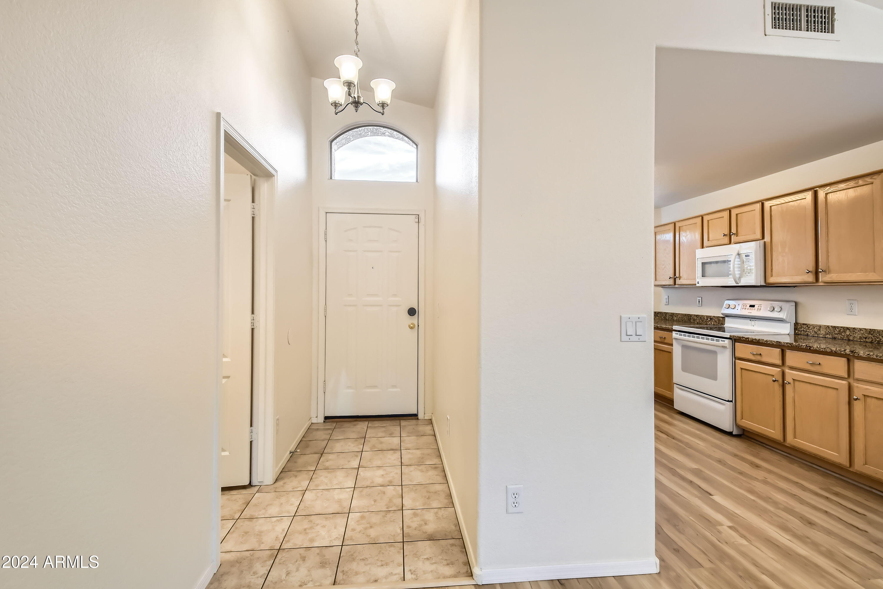 12817 W PALM Lane