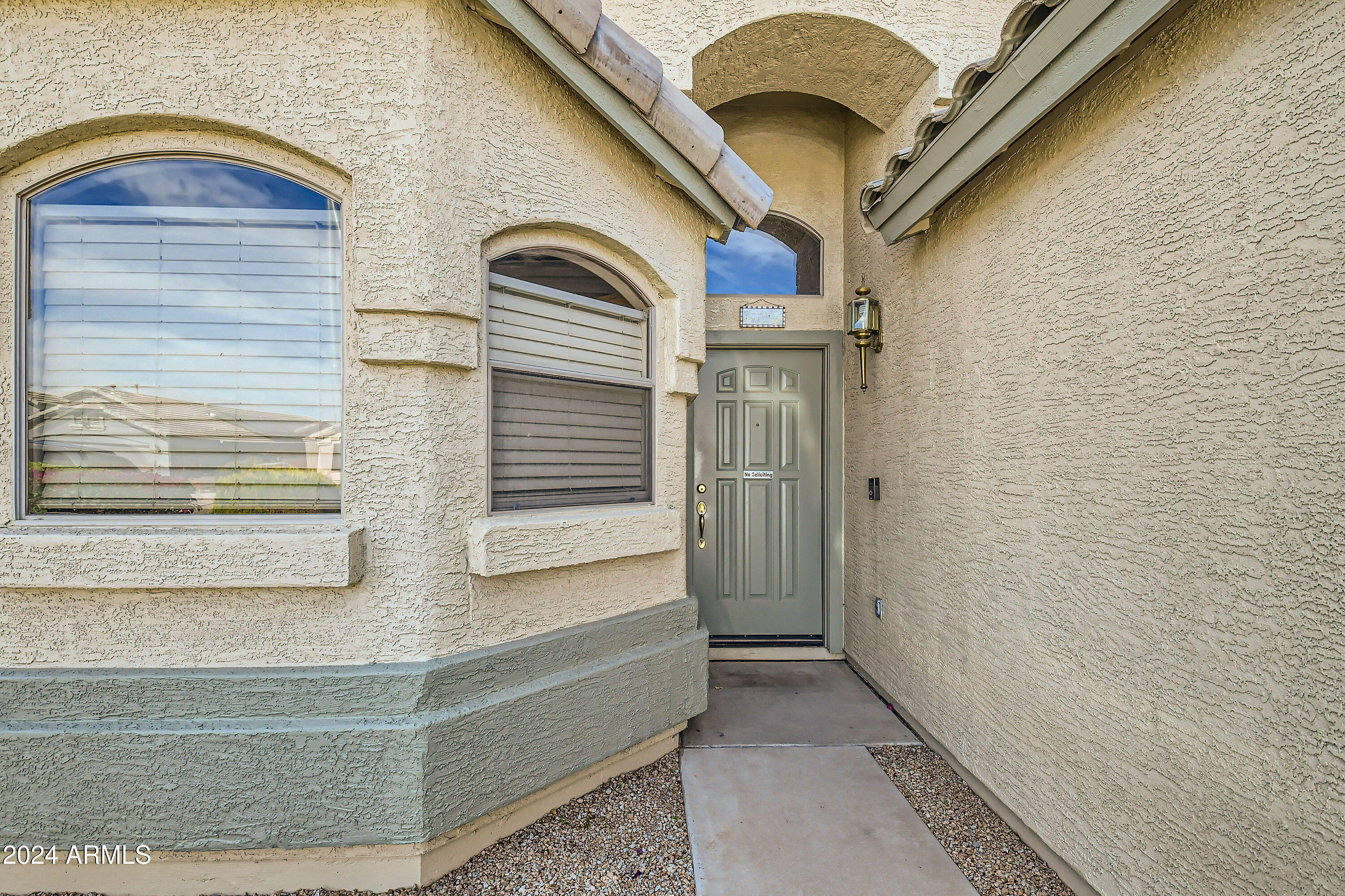 12817 W PALM Lane