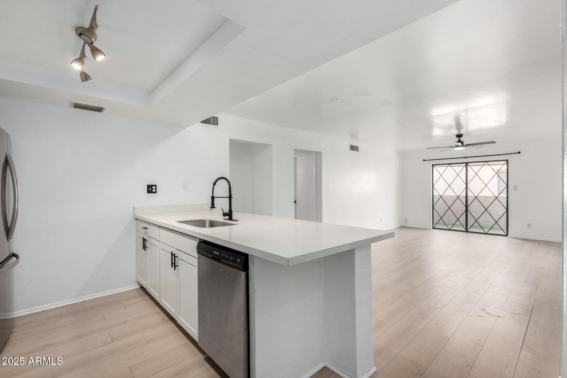 1920 W LINDNER Avenue # 229