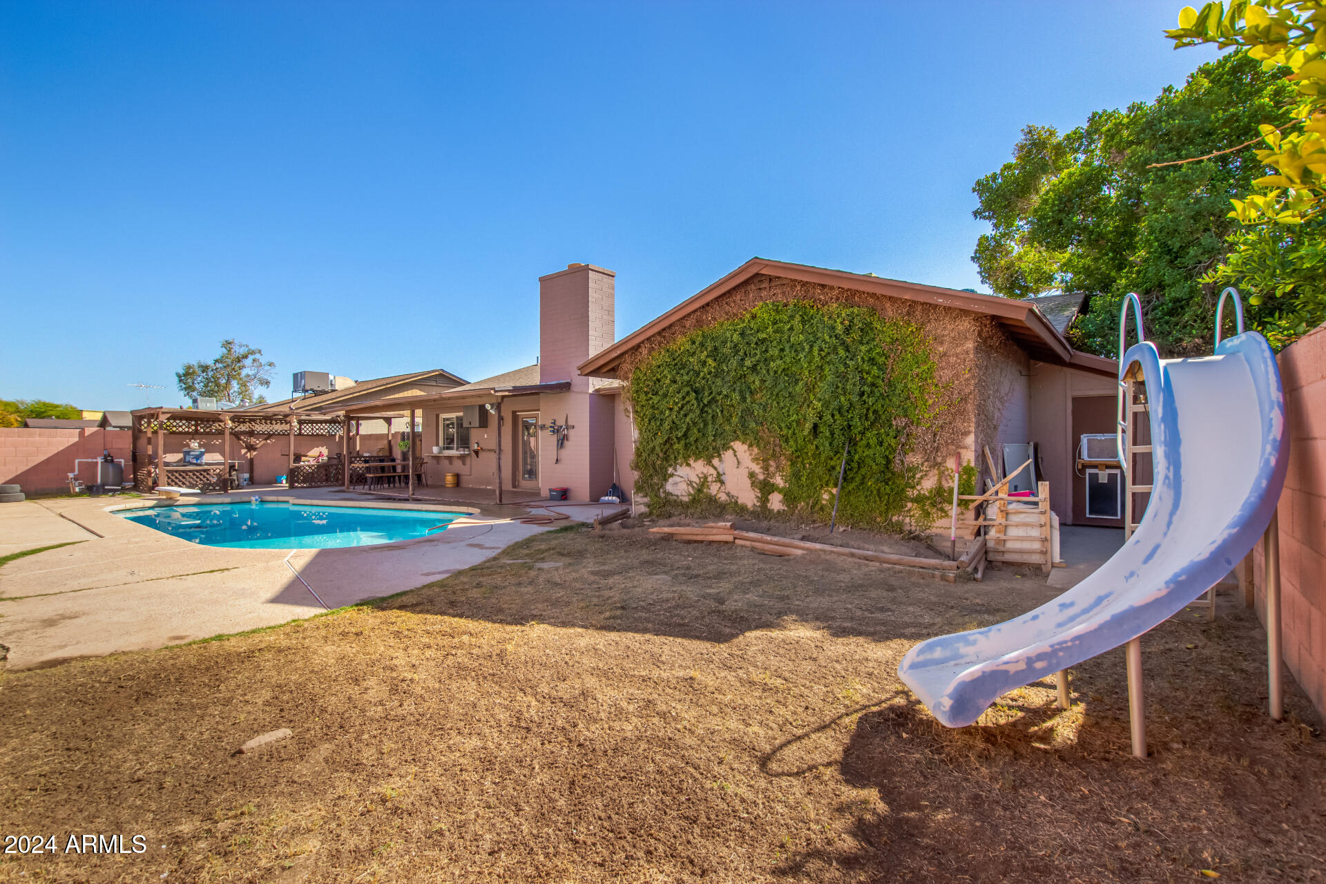 7802 W CATALINA Drive