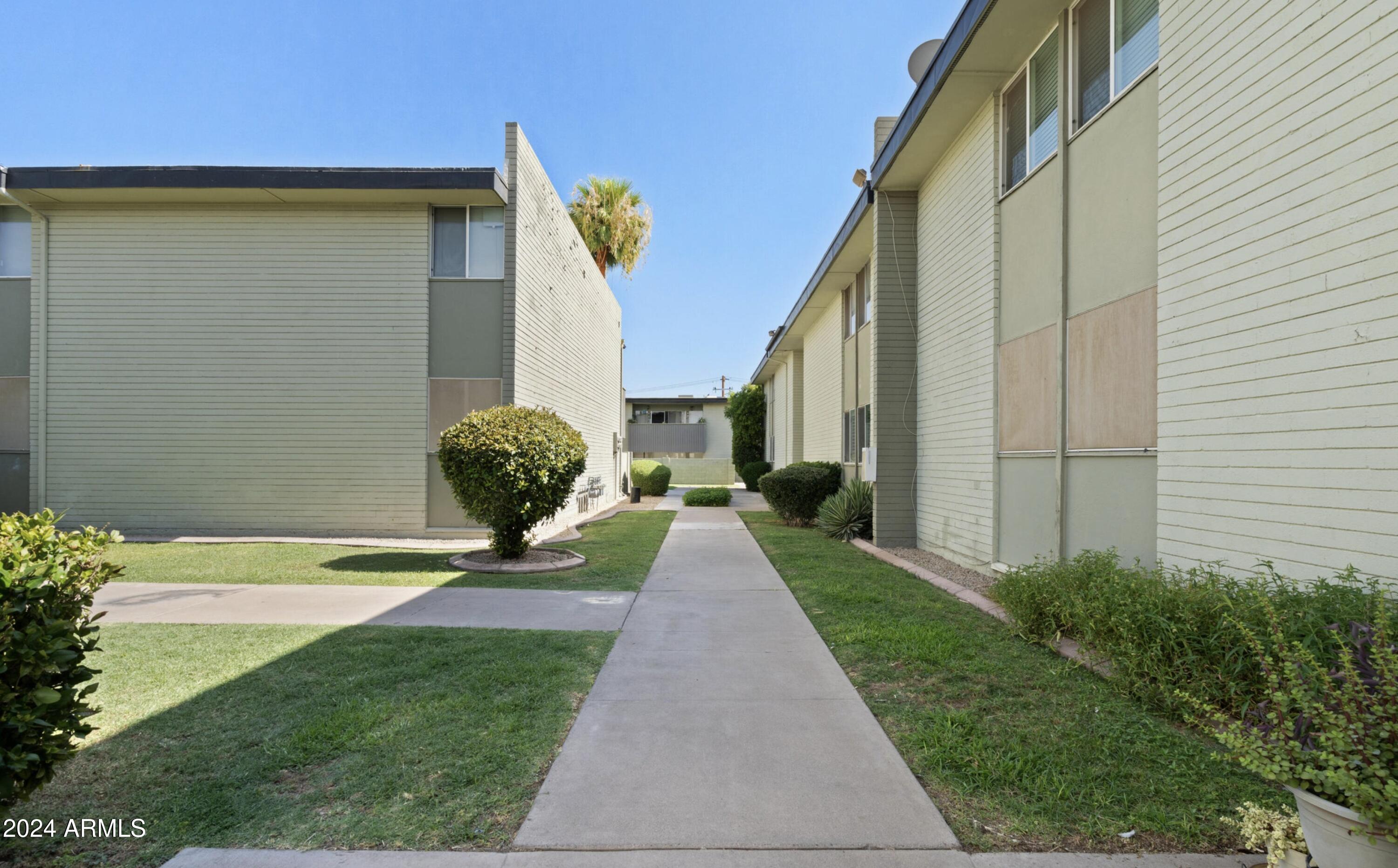 6767 N 7TH Street # 123