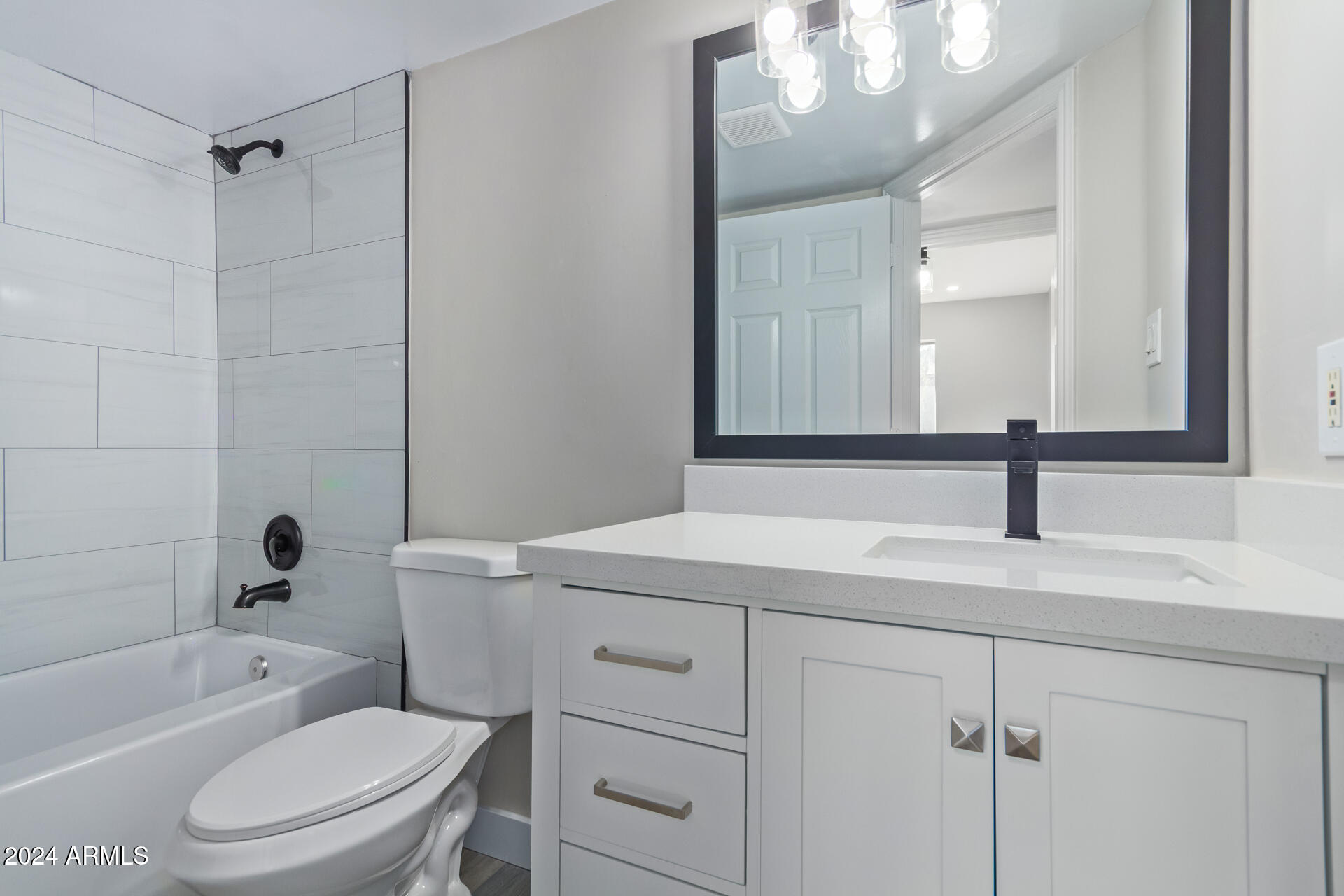1234 N 36th Avenue # 203