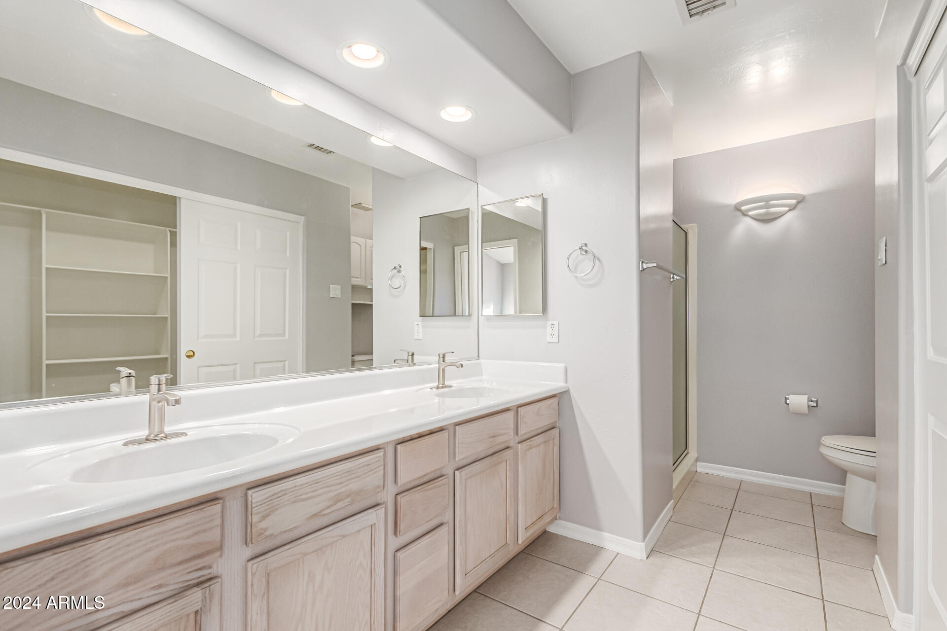 4202 E BROADWAY Road # 131