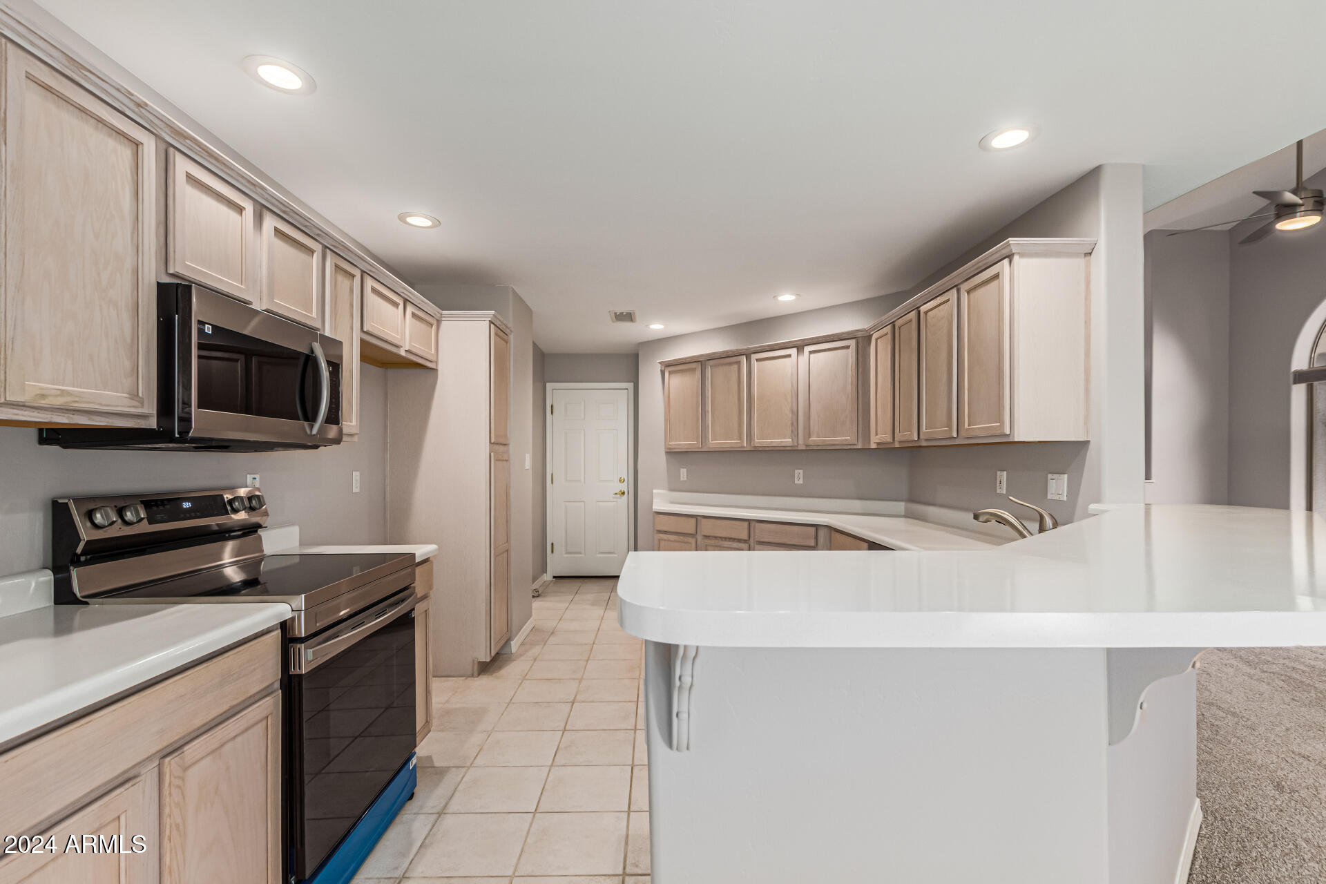 4202 E BROADWAY Road # 131