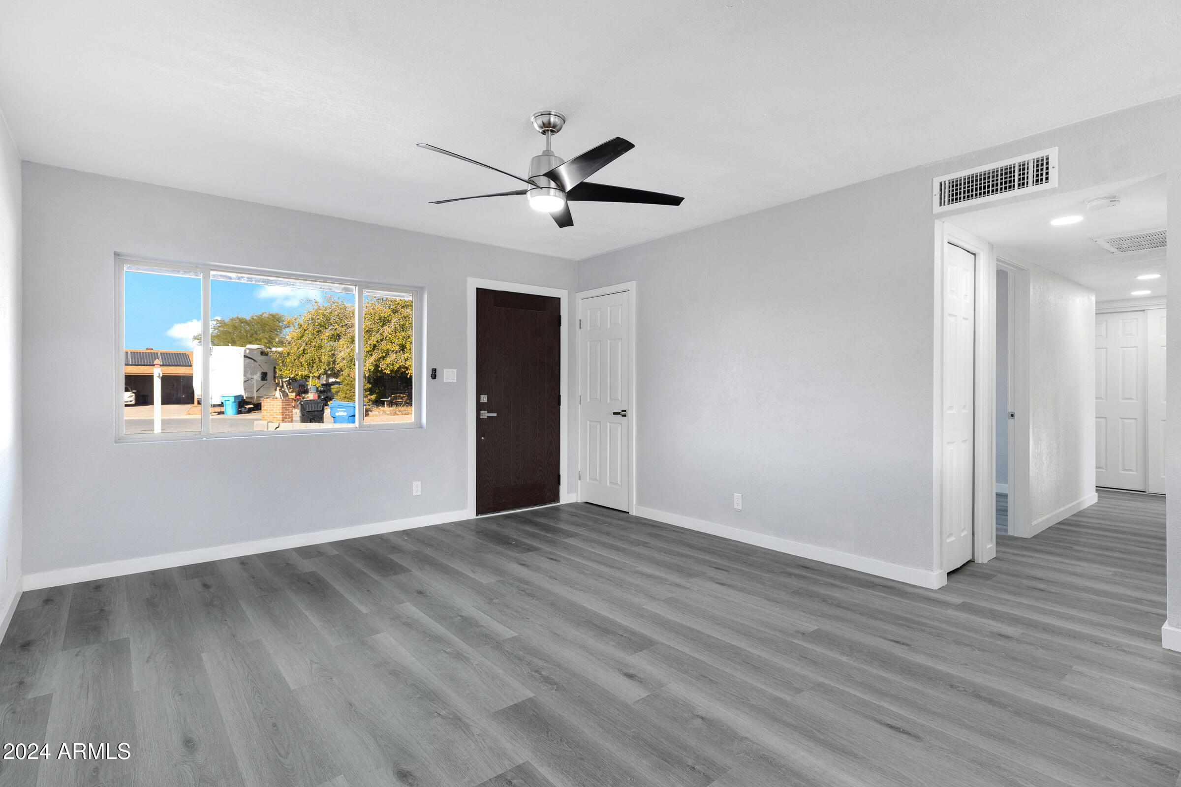 4437 W EVANS Drive