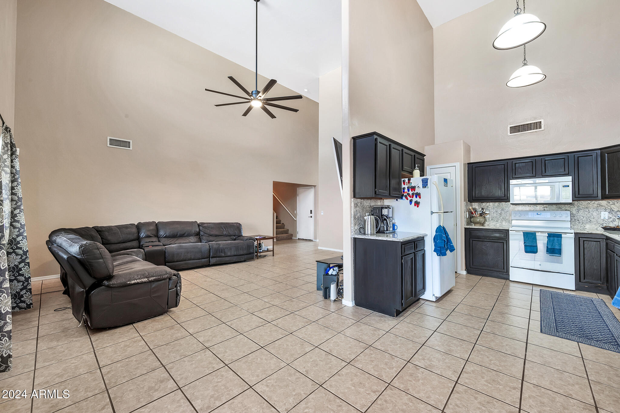 590 W 12TH Street