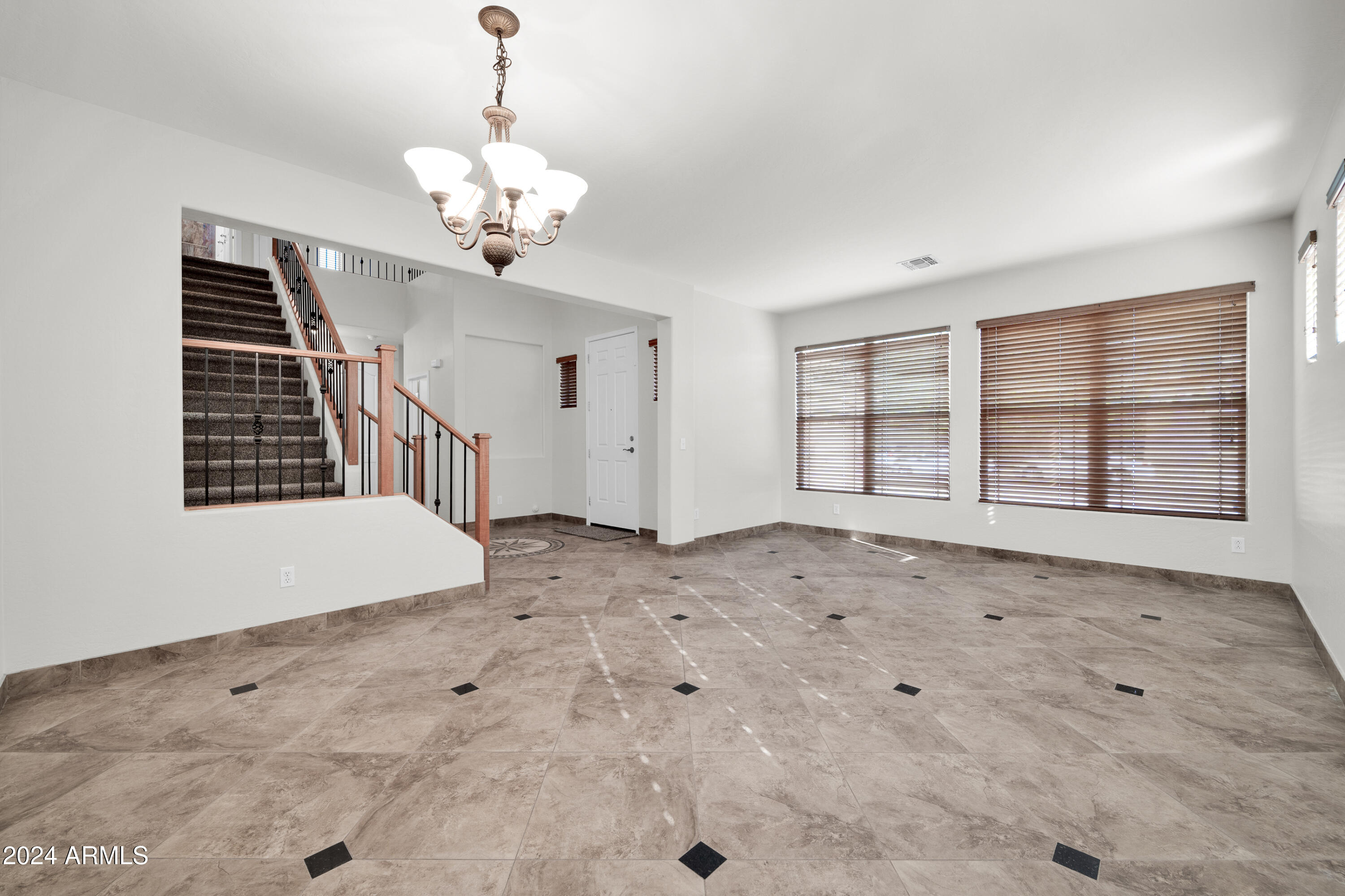 3824 S 101ST Drive