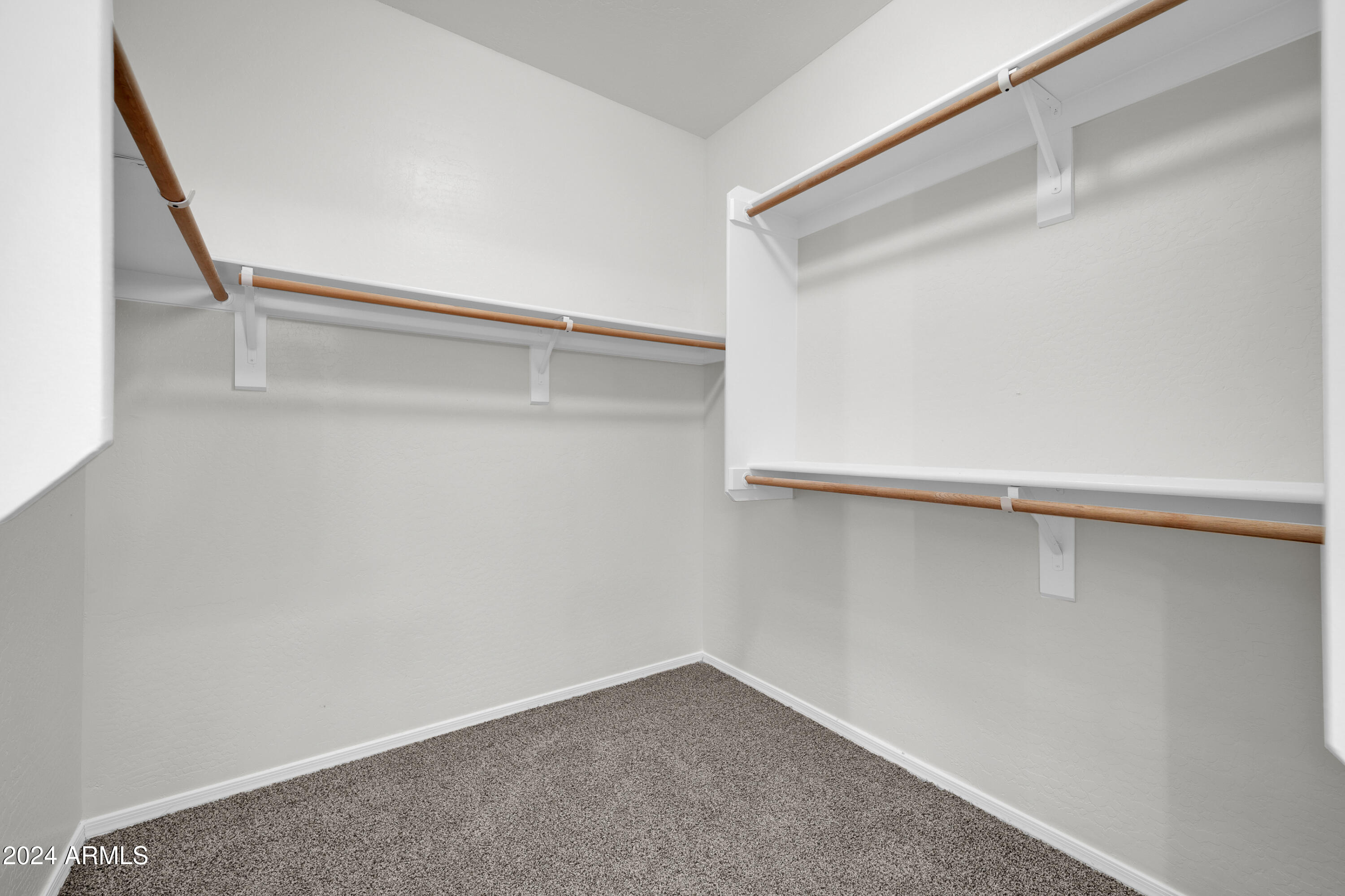 3824 S 101ST Drive
