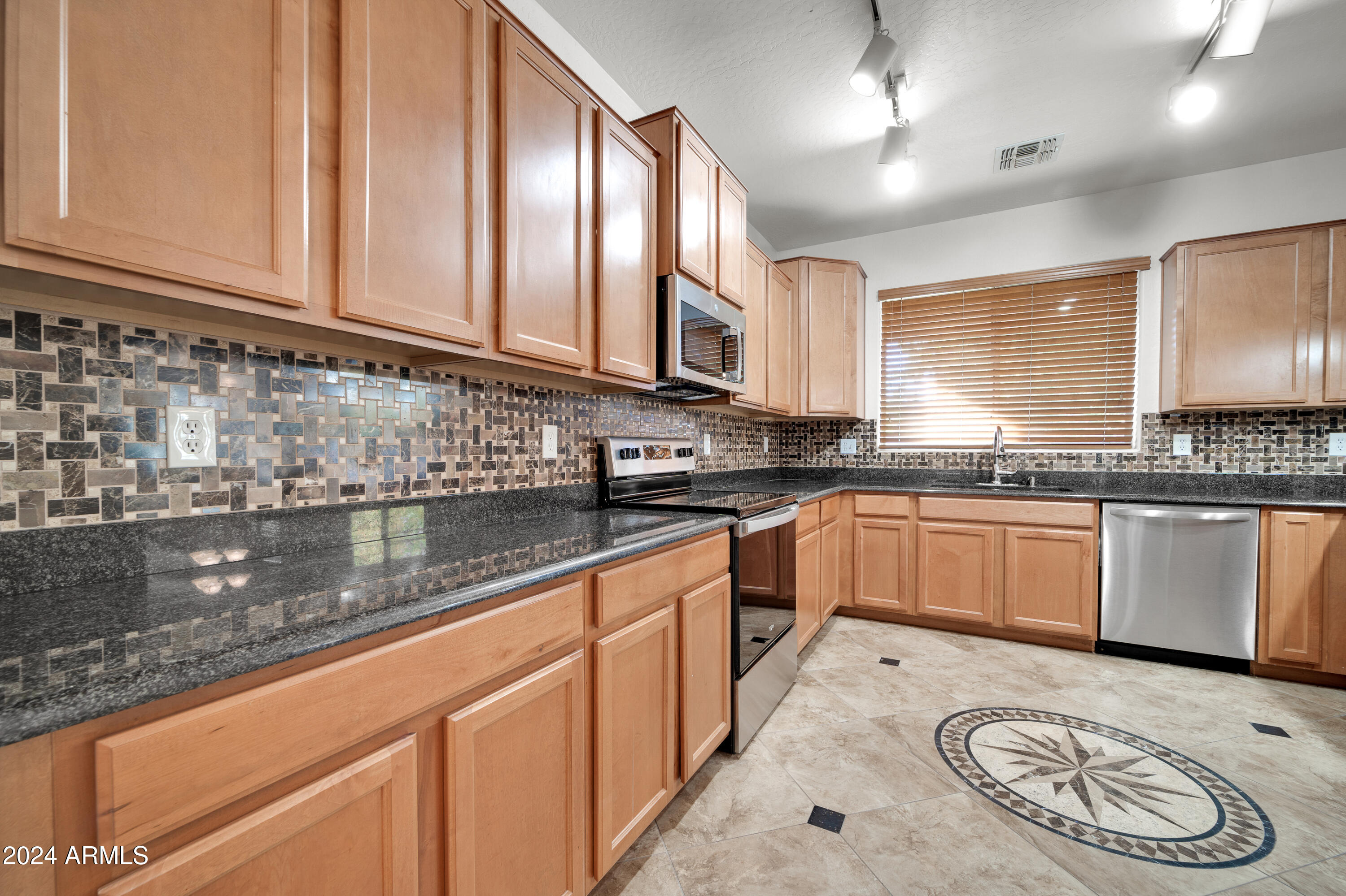 3824 S 101ST Drive