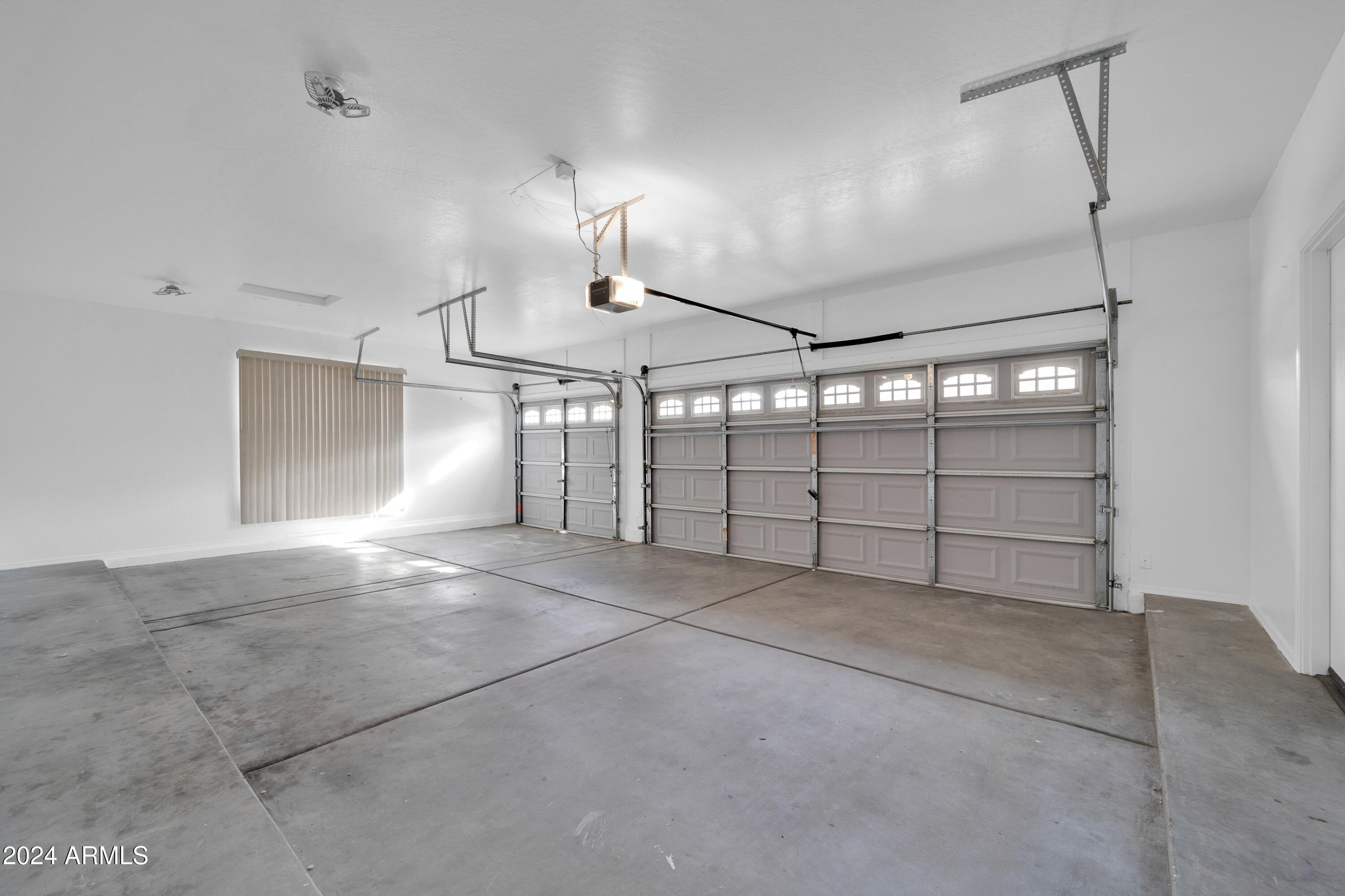 3824 S 101ST Drive