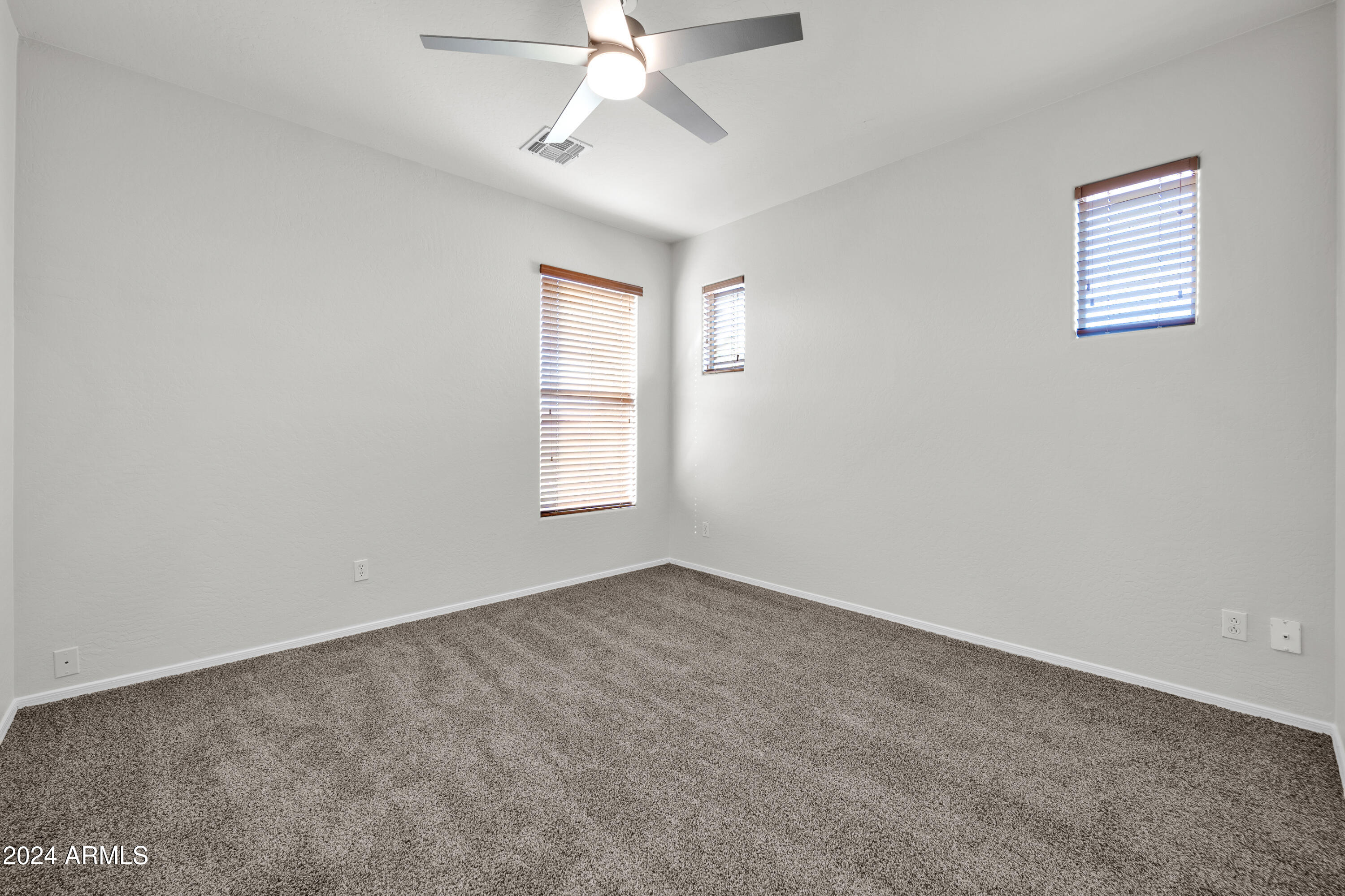 3824 S 101ST Drive