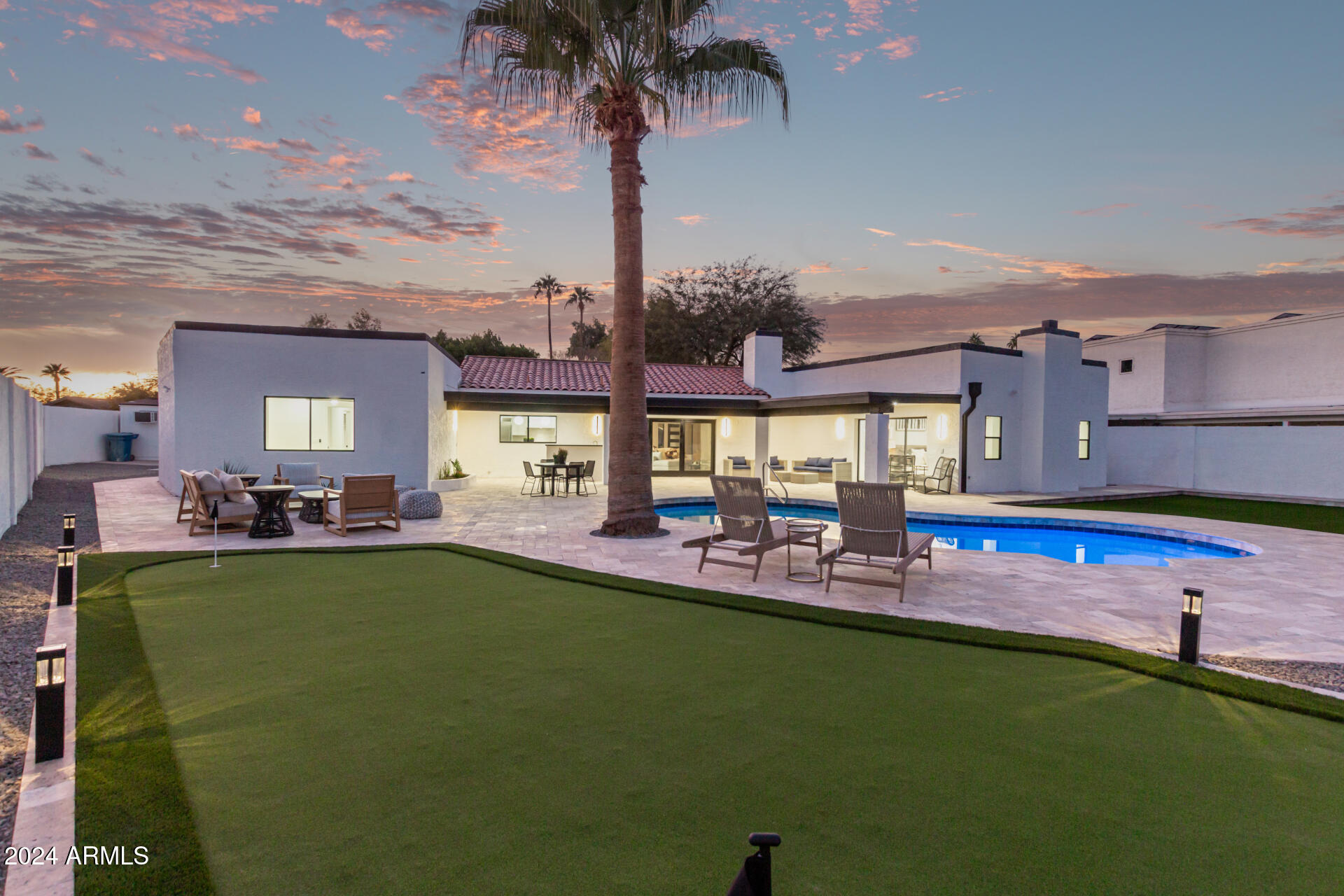 6425 S ROCKFORD Drive