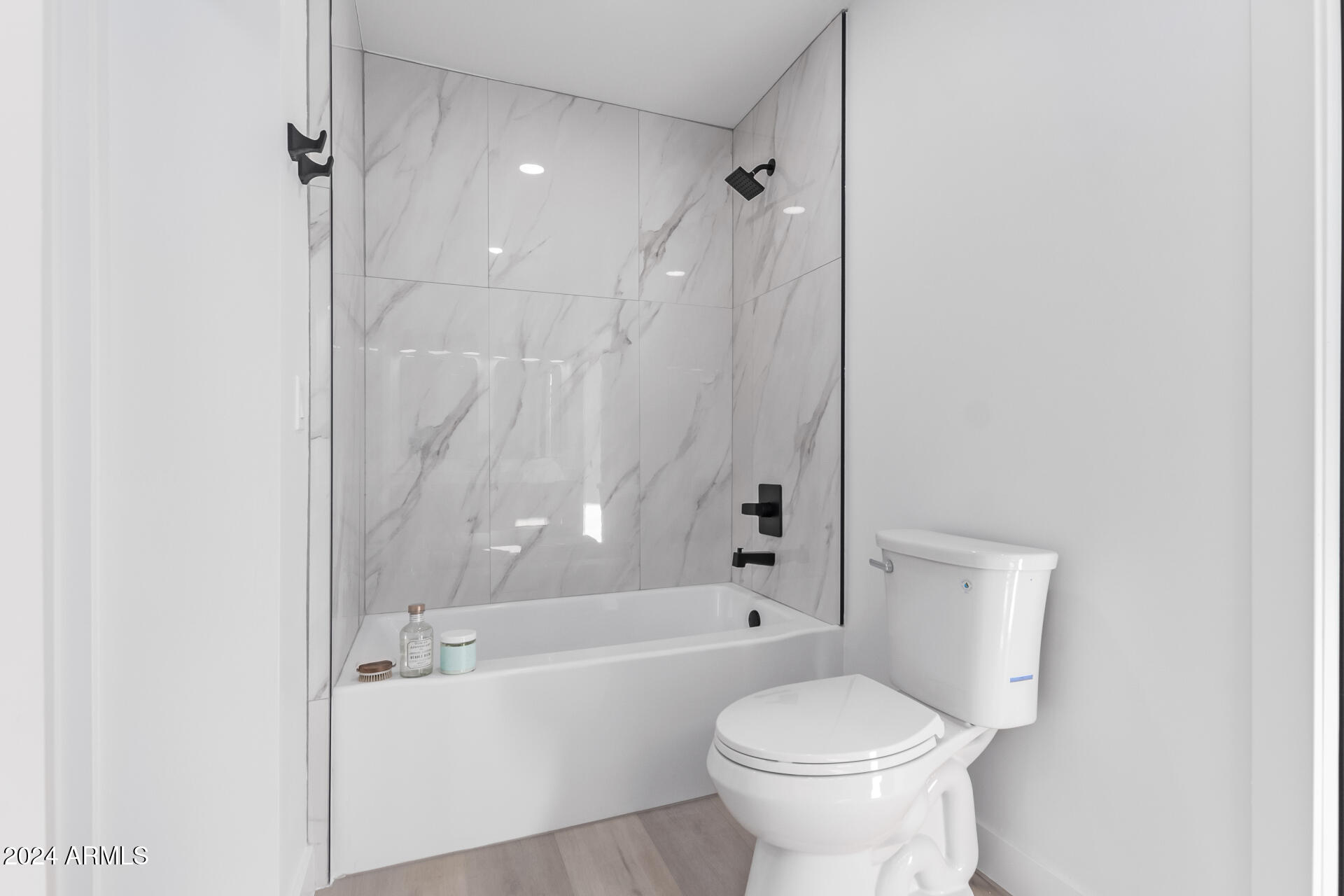 6425 S ROCKFORD Drive