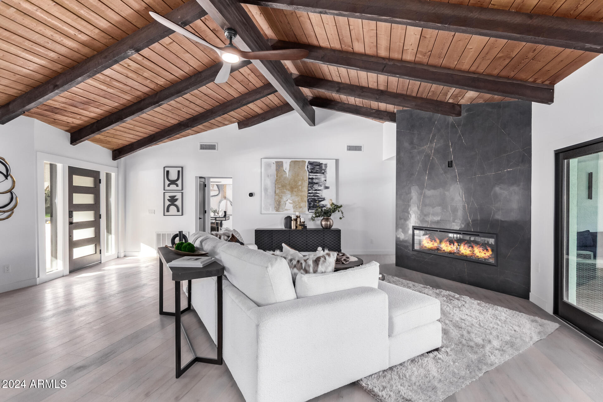 6425 S ROCKFORD Drive