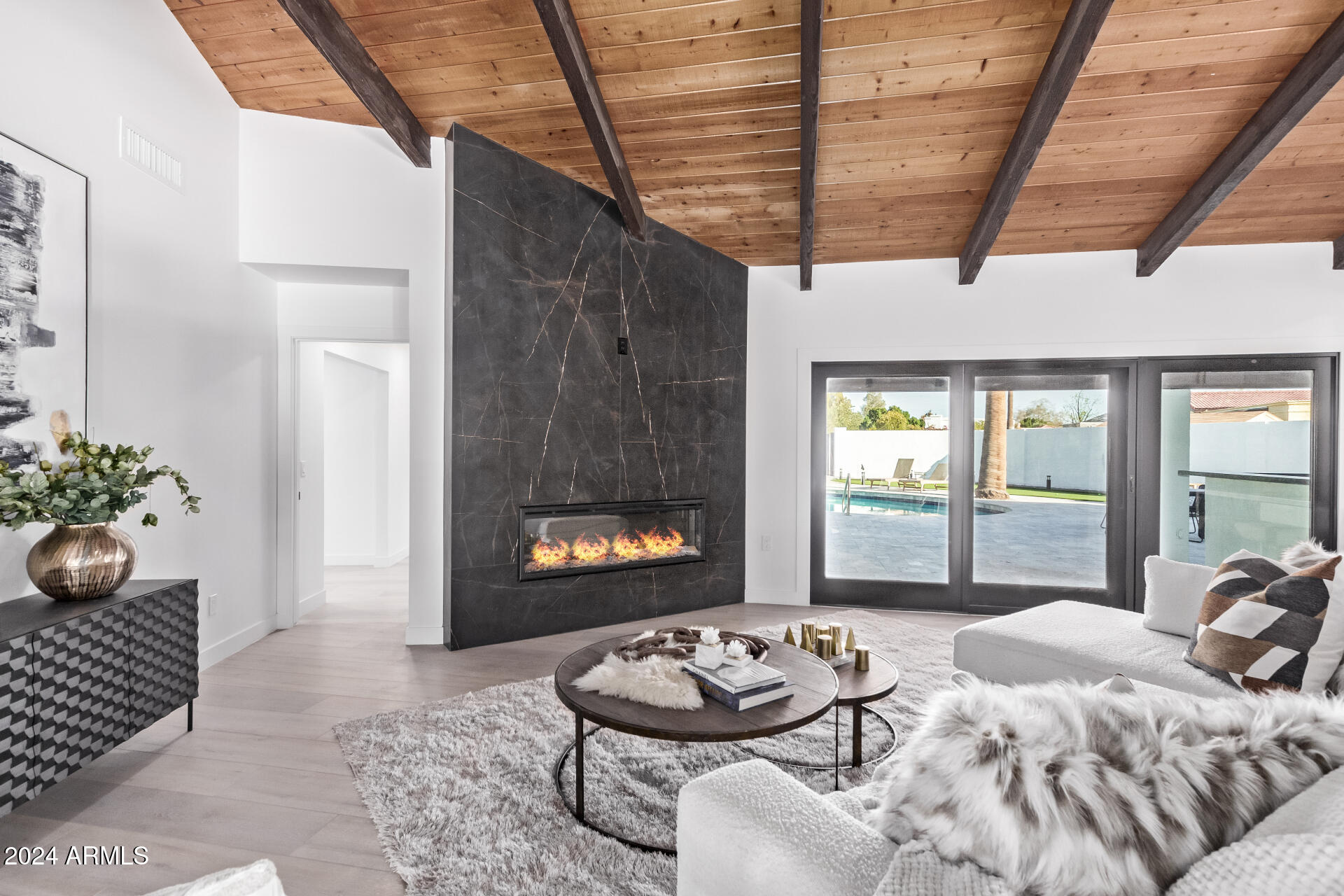 6425 S ROCKFORD Drive