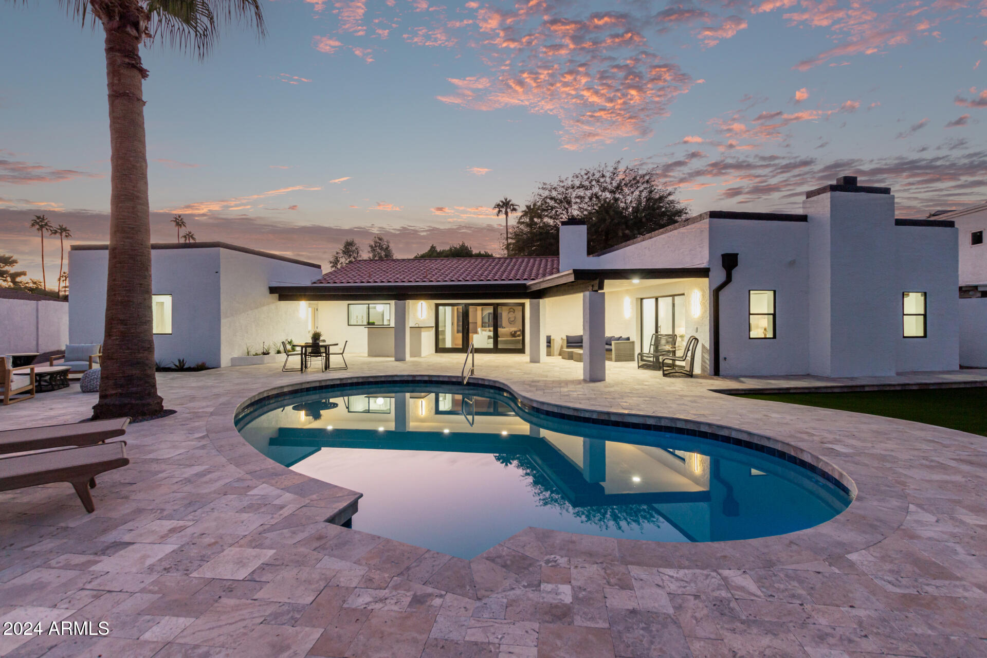 6425 S ROCKFORD Drive