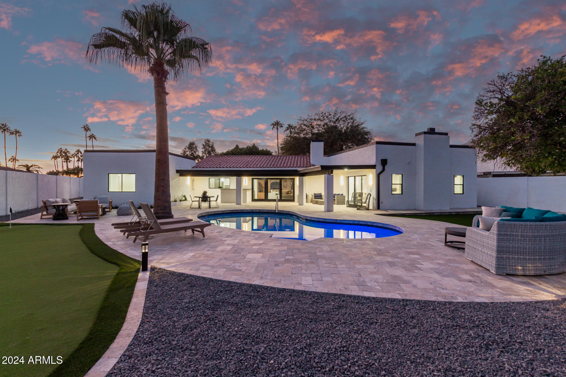 6425 S ROCKFORD Drive