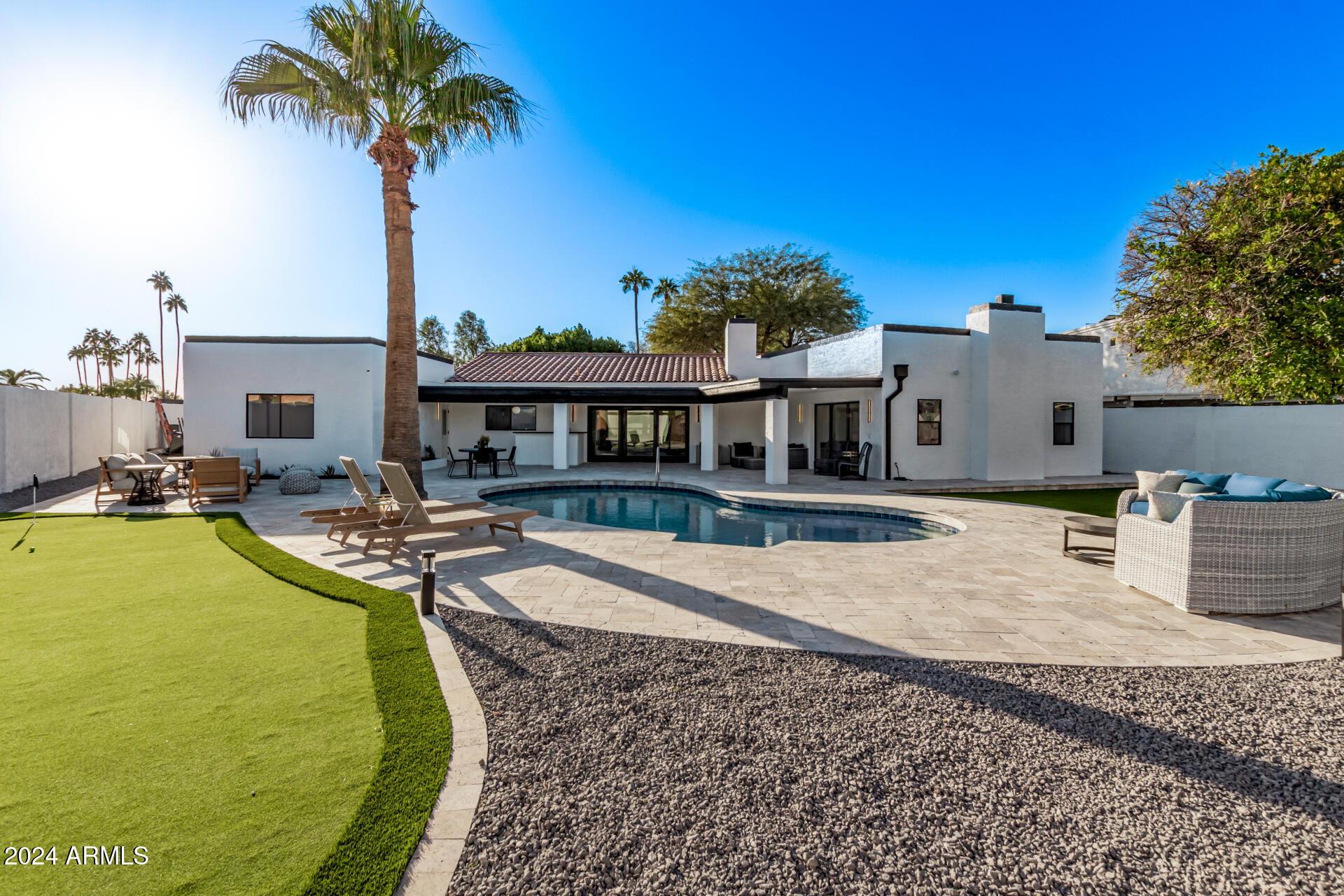 6425 S ROCKFORD Drive