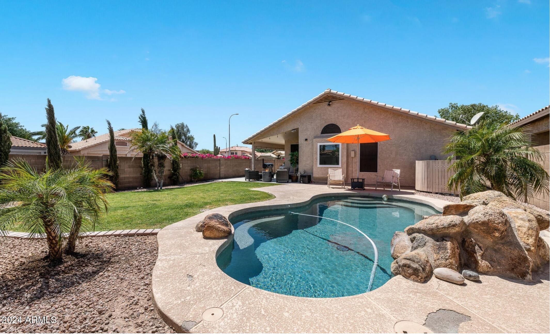 1203 S Pennington Drive