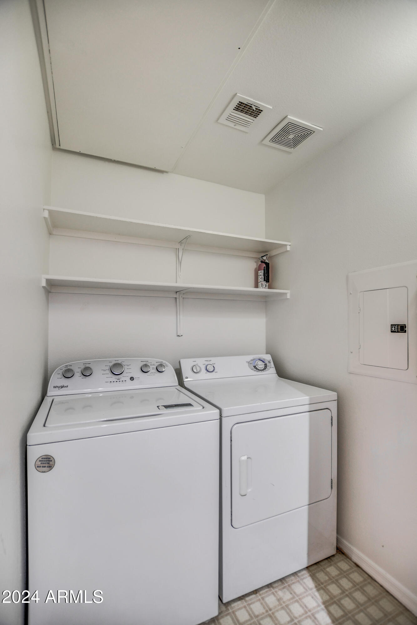 1701 E COLTER Street # 211