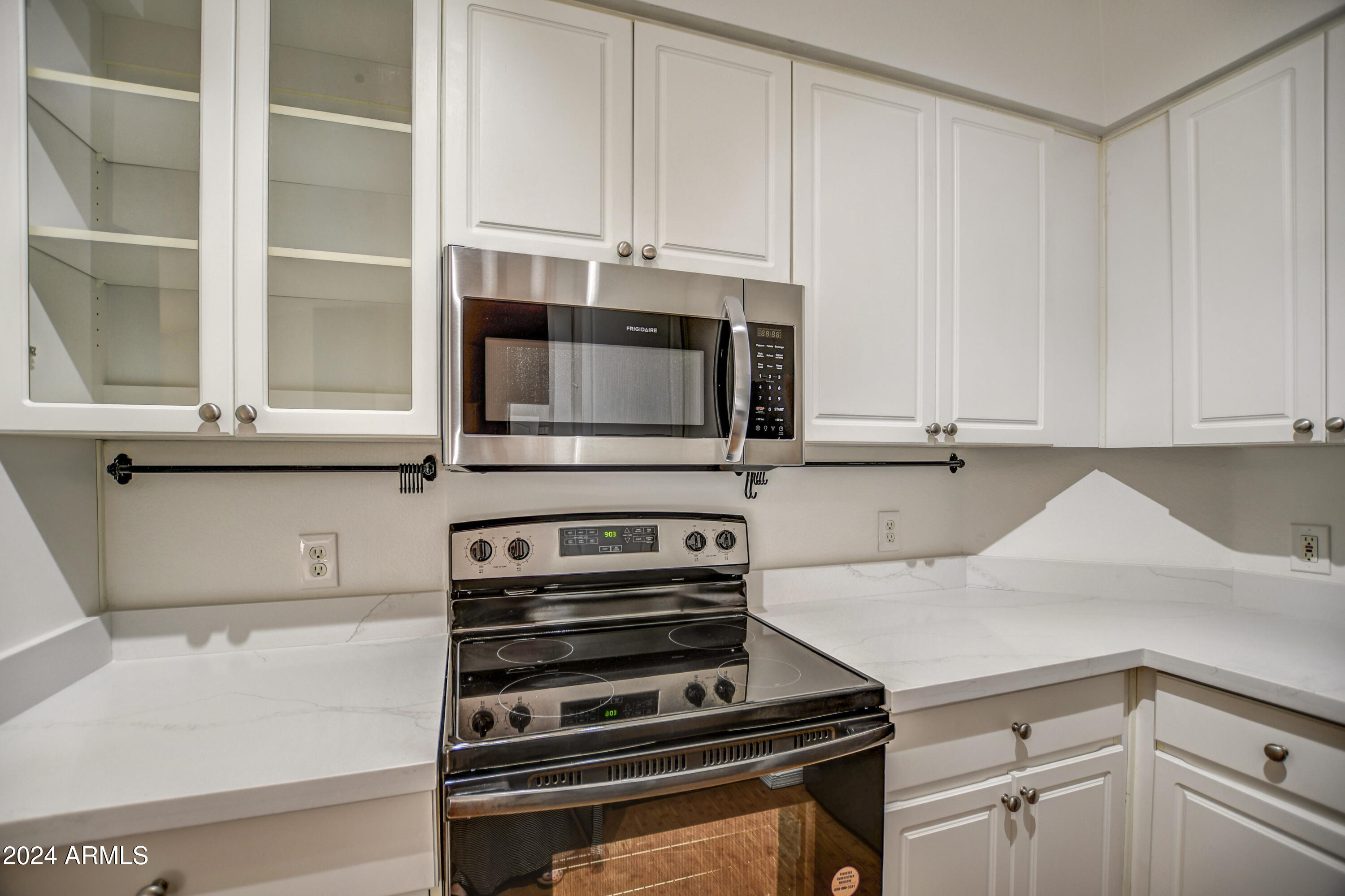 1701 E COLTER Street # 211