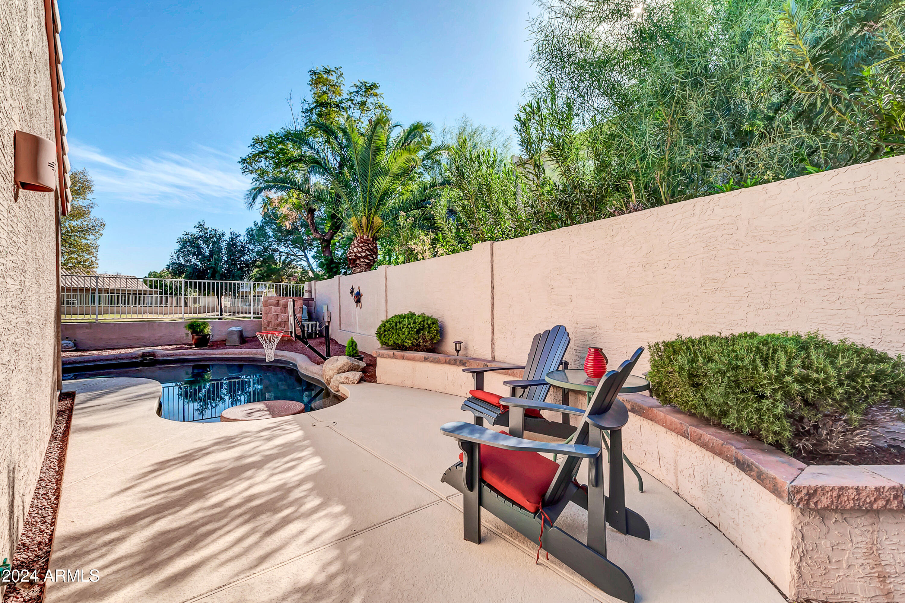 1731 W DUBLIN Court