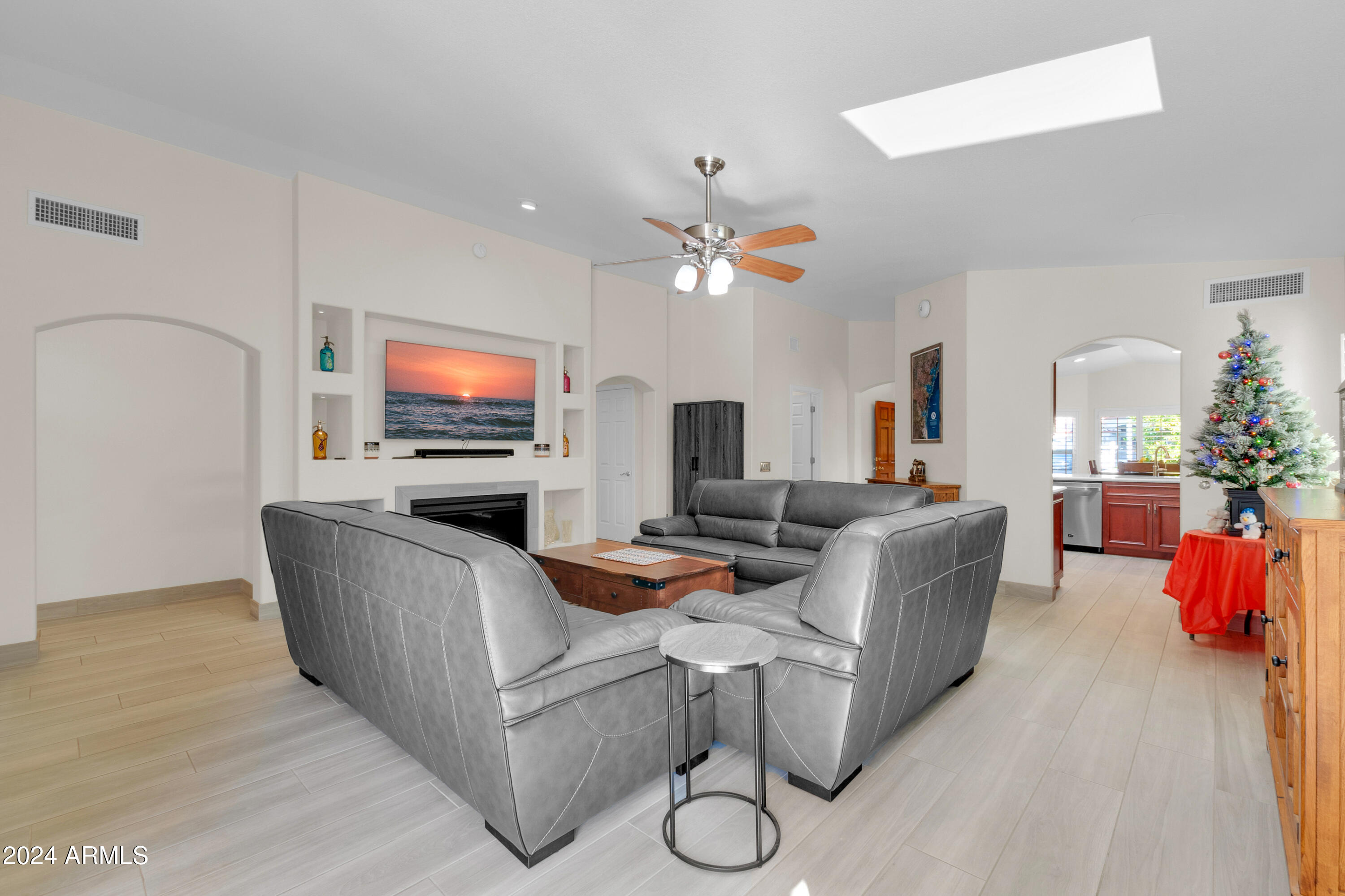1731 W DUBLIN Court