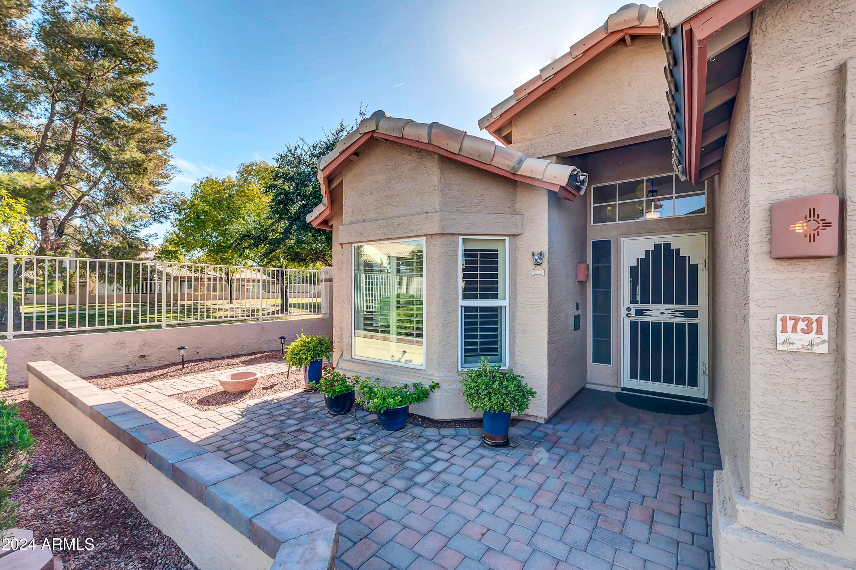 1731 W DUBLIN Court