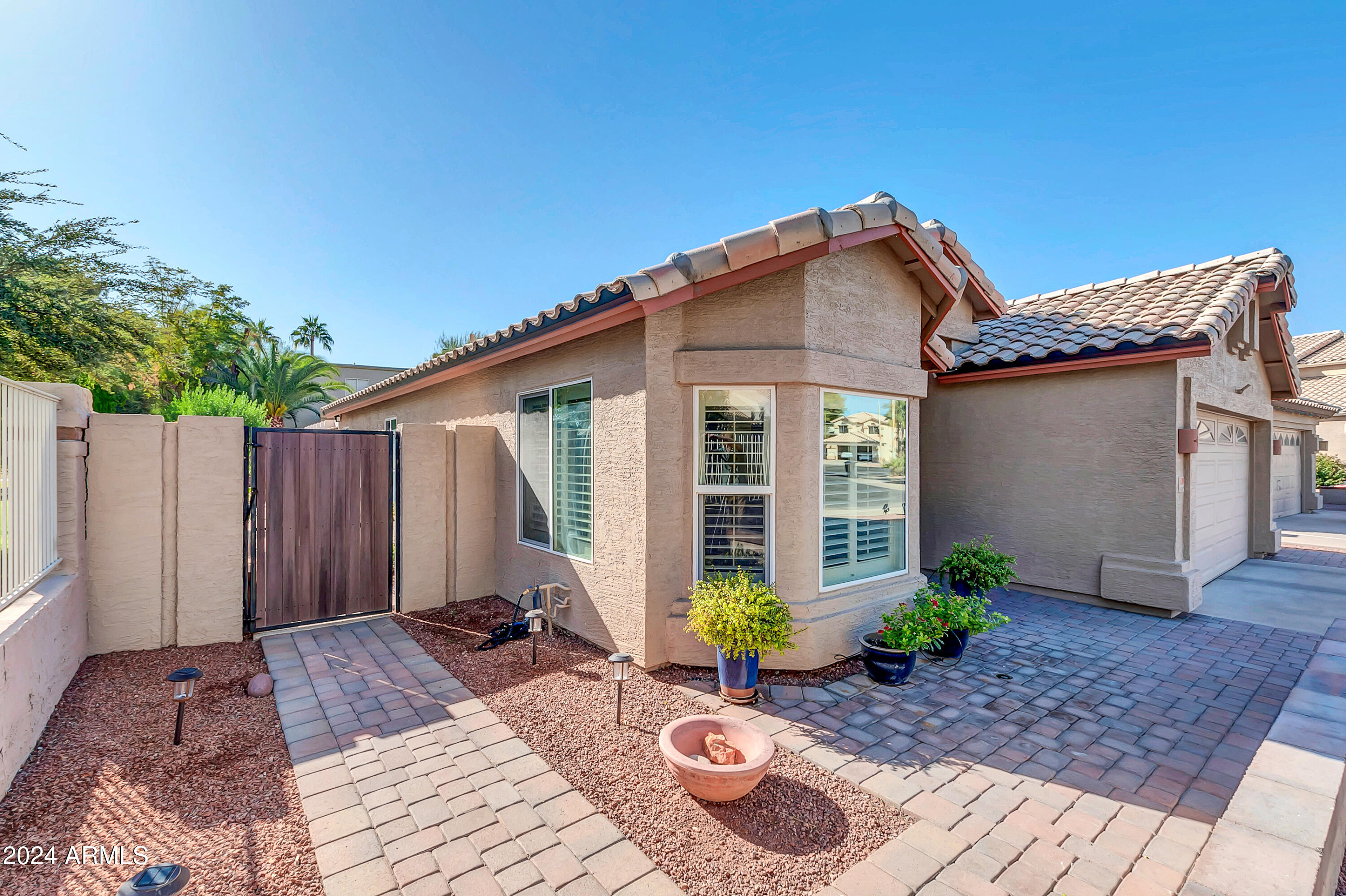 1731 W DUBLIN Court