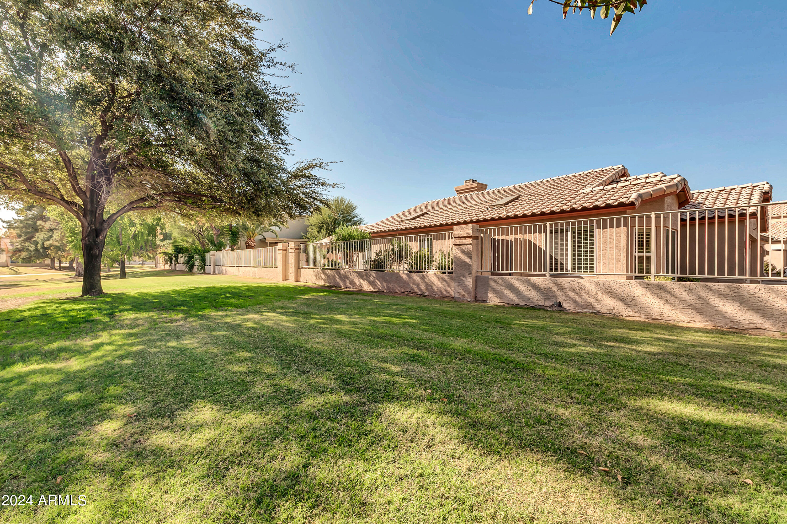 1731 W DUBLIN Court