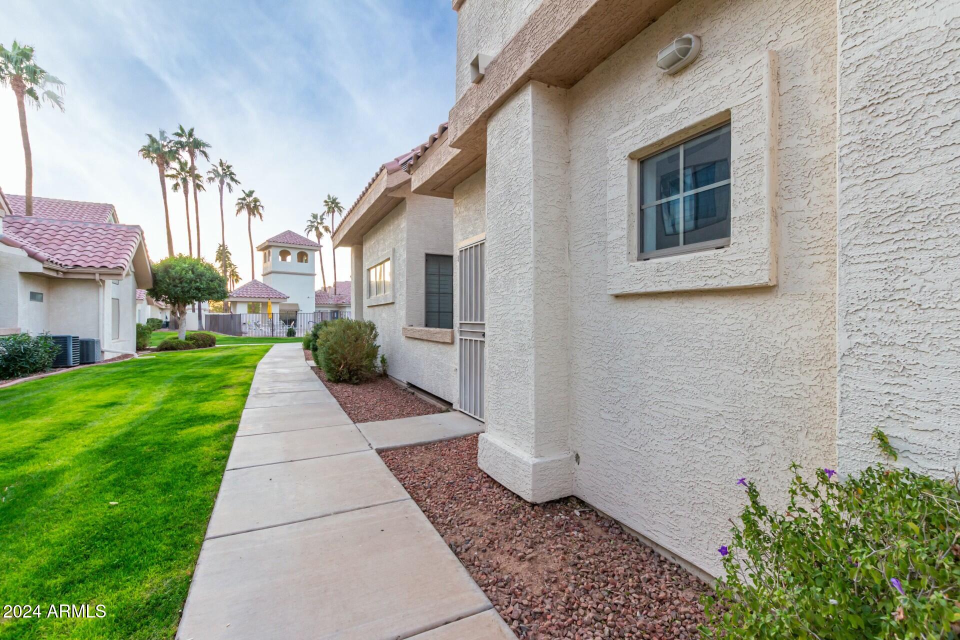 2801 N LITCHFIELD Road # 18