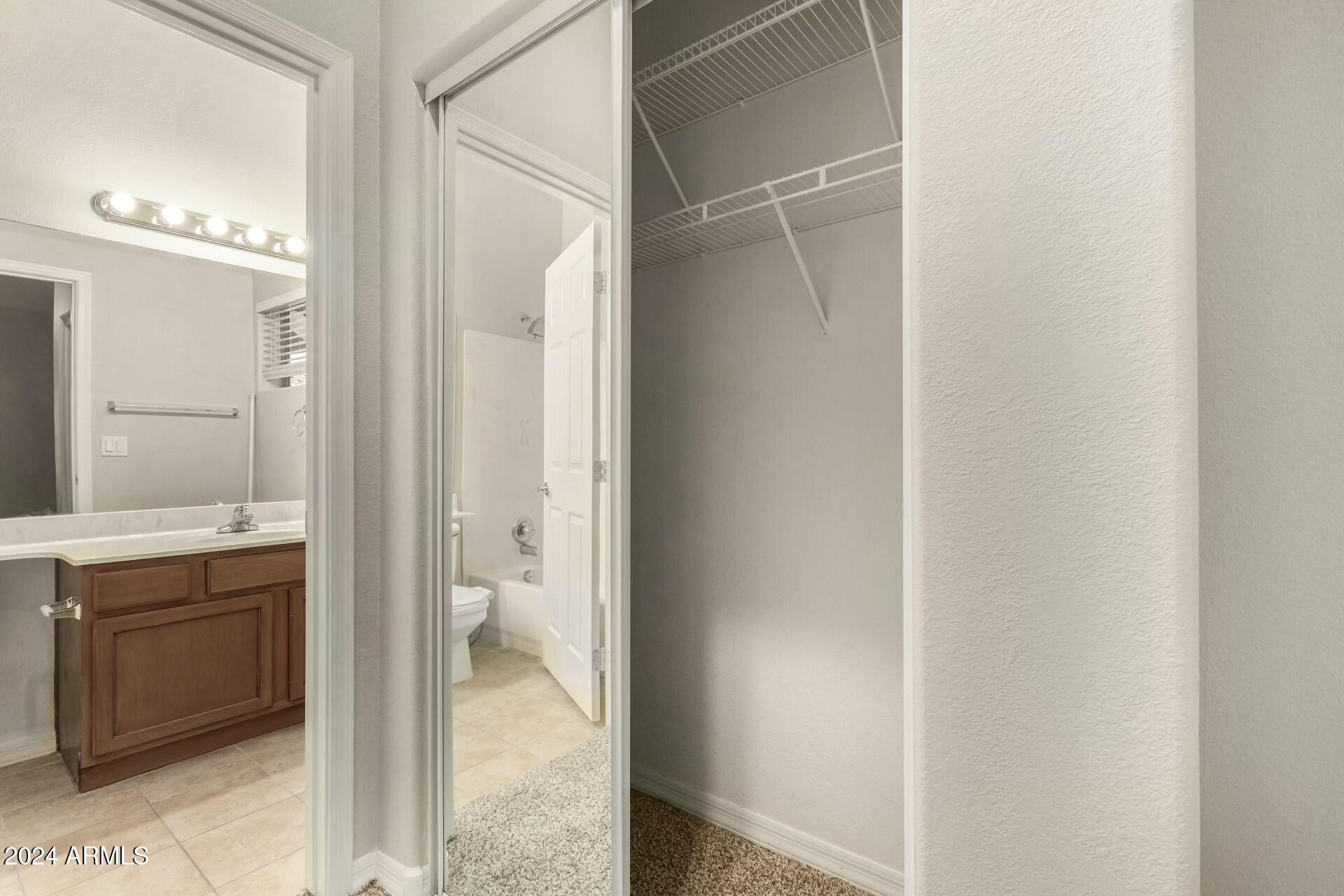 2801 N LITCHFIELD Road # 18