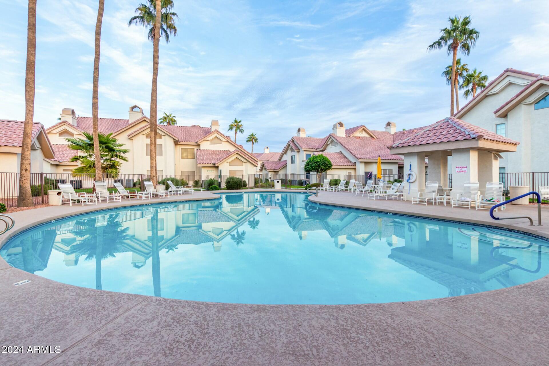2801 N LITCHFIELD Road # 18
