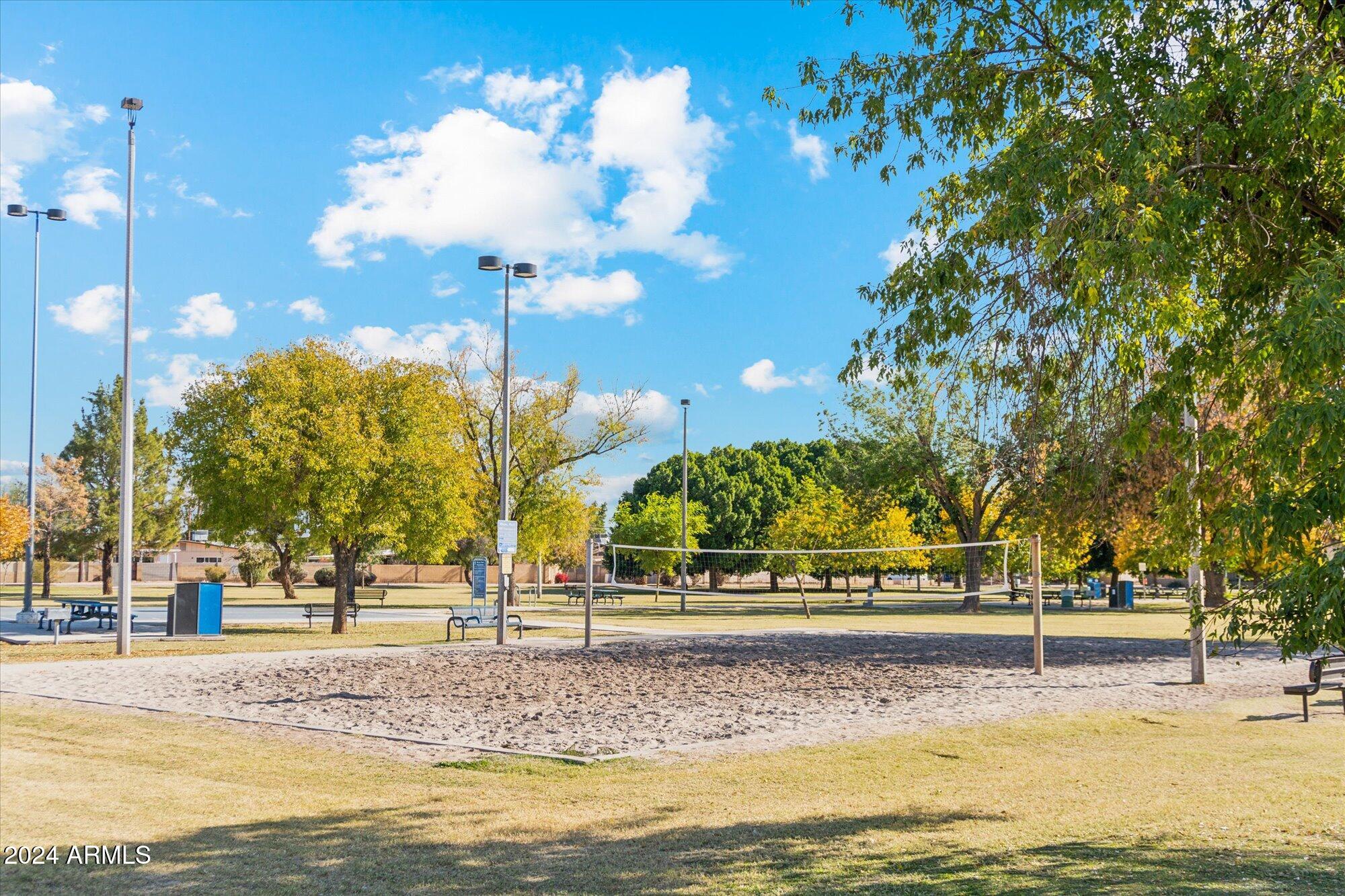 1017 E WESLEYAN Drive