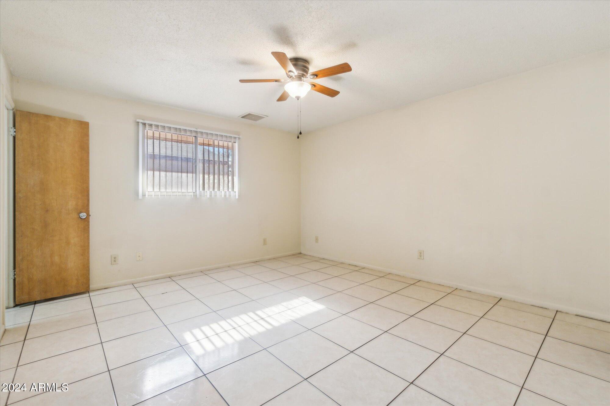 1017 E WESLEYAN Drive