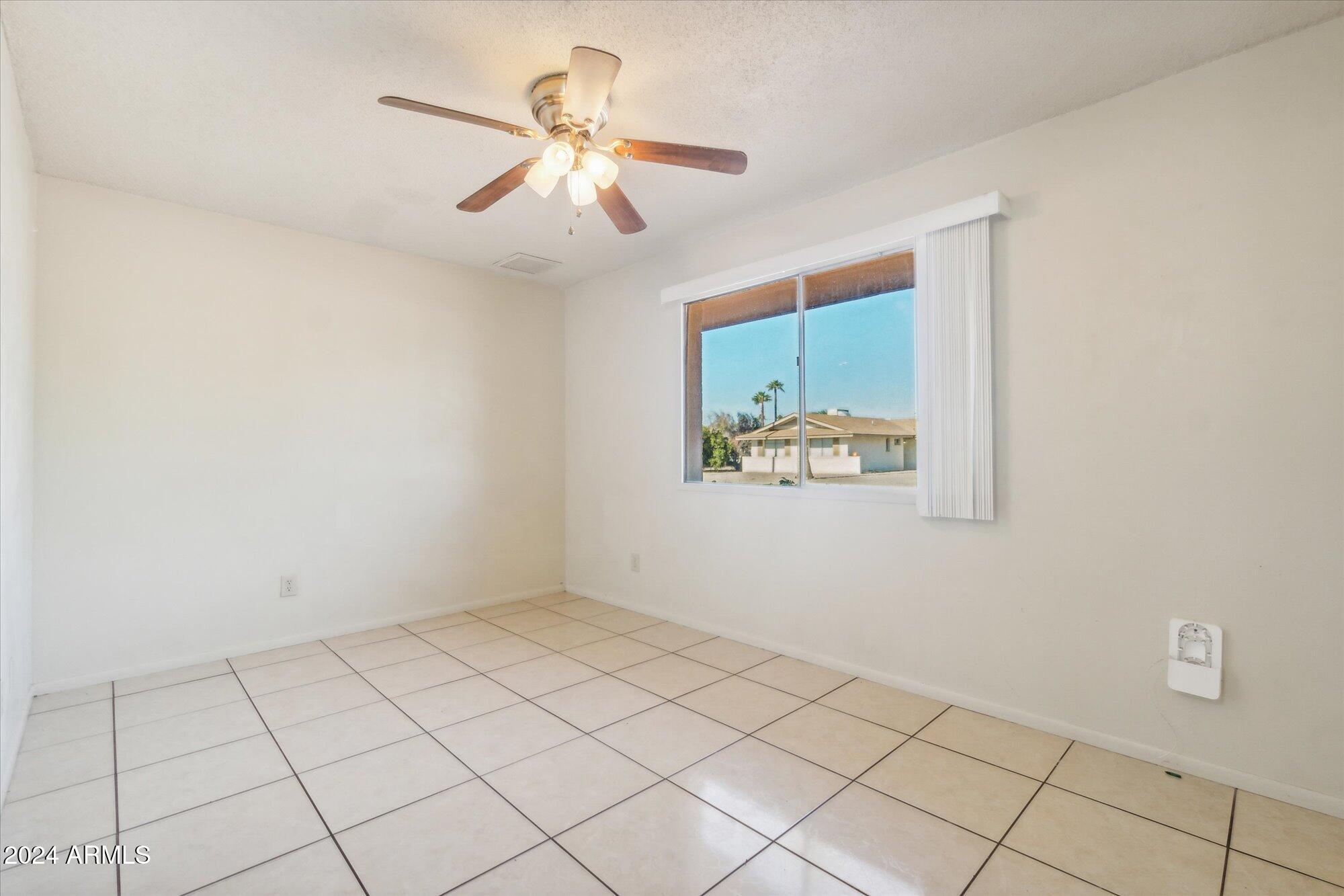 1017 E WESLEYAN Drive