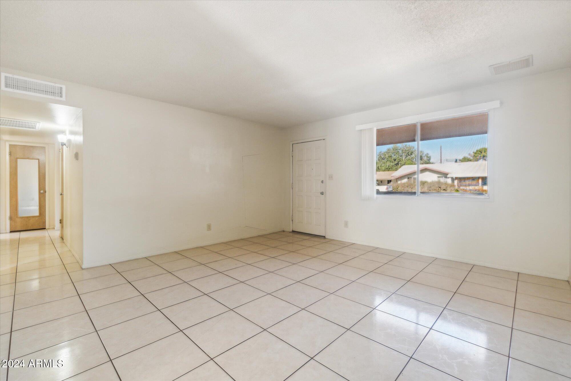 1017 E WESLEYAN Drive