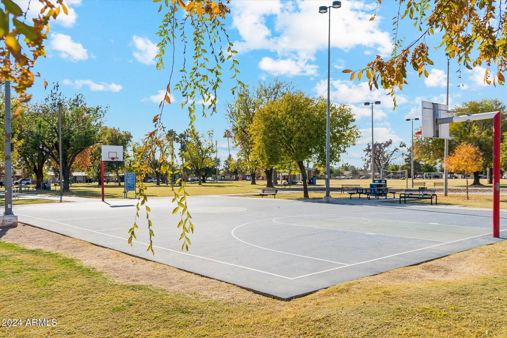 1017 E WESLEYAN Drive