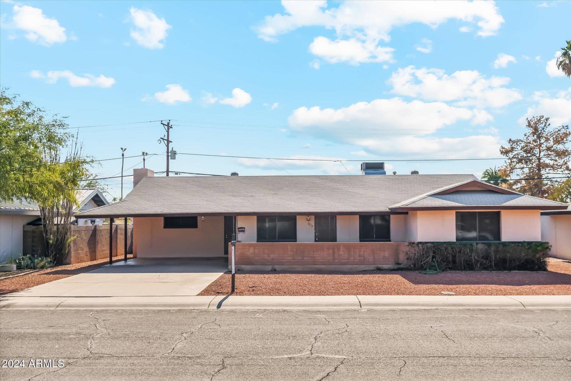 1017 E WESLEYAN Drive